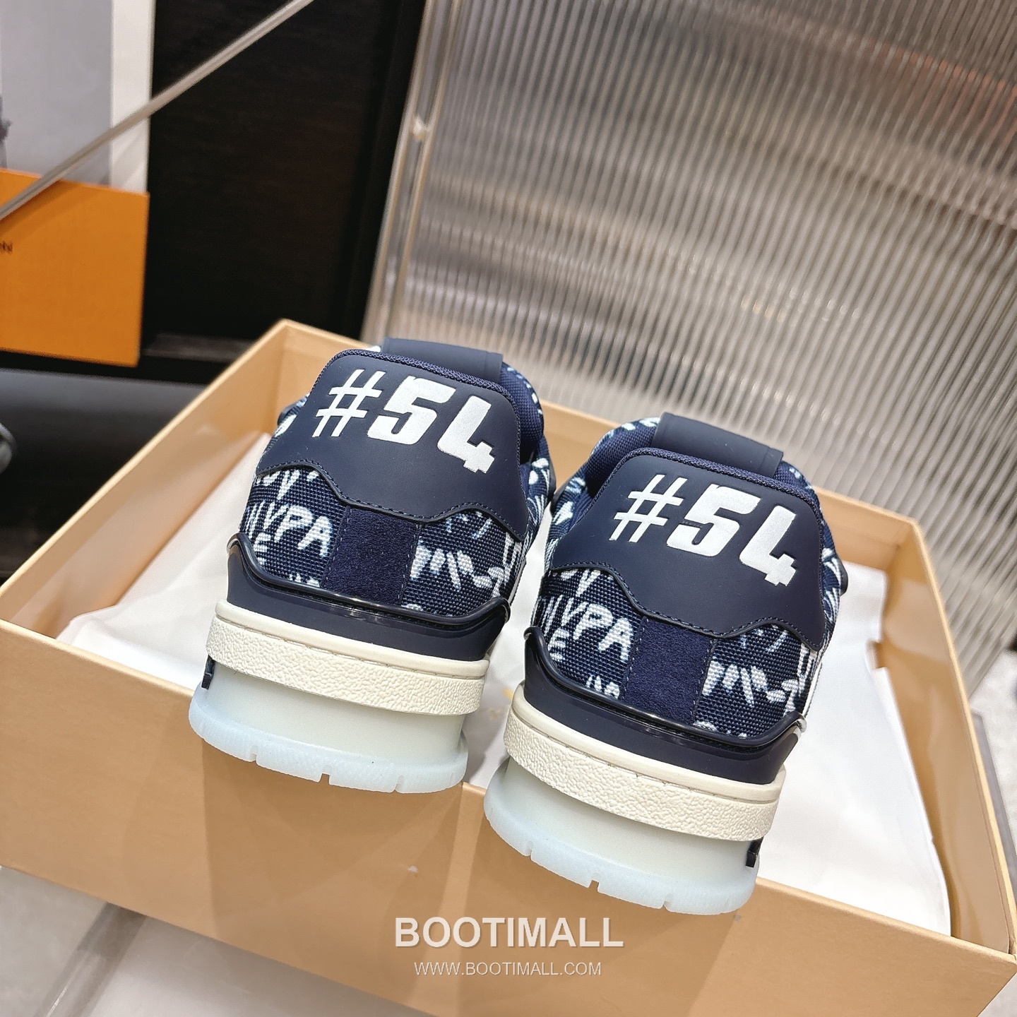 Louis Vuitton Trainer Monogram Denim 루이비통 트레이너 모노그램 데님 스니커즈 7