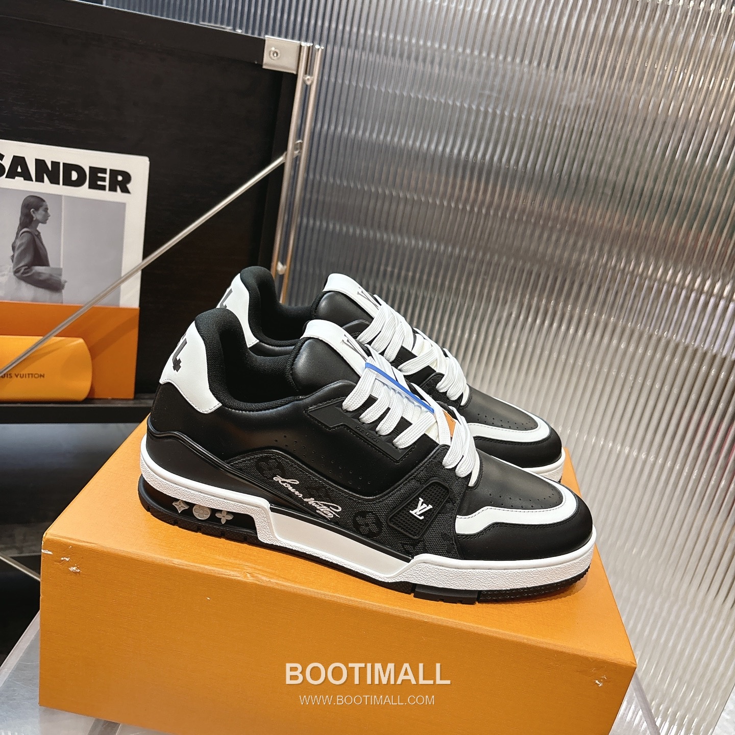 Louis Vuitton Trainer Monogram Denim 루이비통 트레이너 모노그램 데님 스니커즈 3