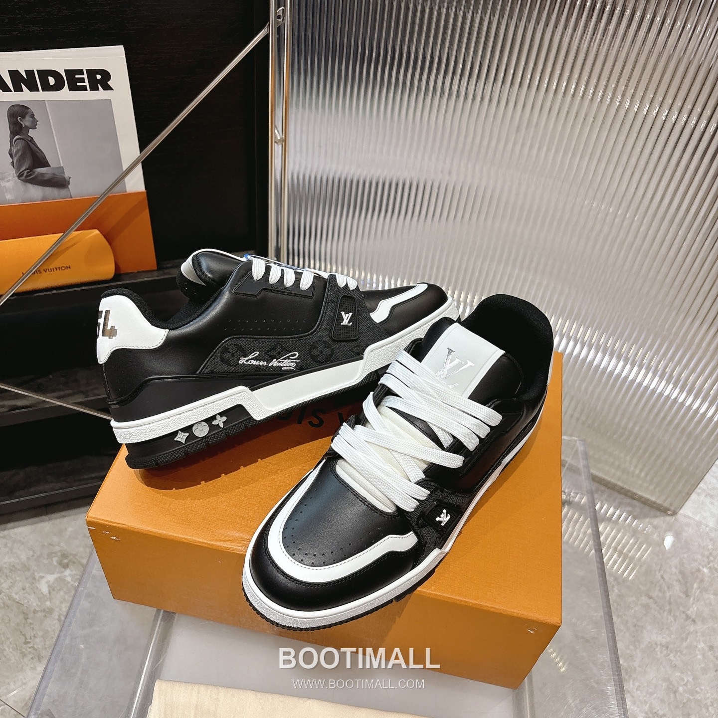 Louis Vuitton Trainer Monogram Denim 루이비통 트레이너 모노그램 데님 스니커즈 4