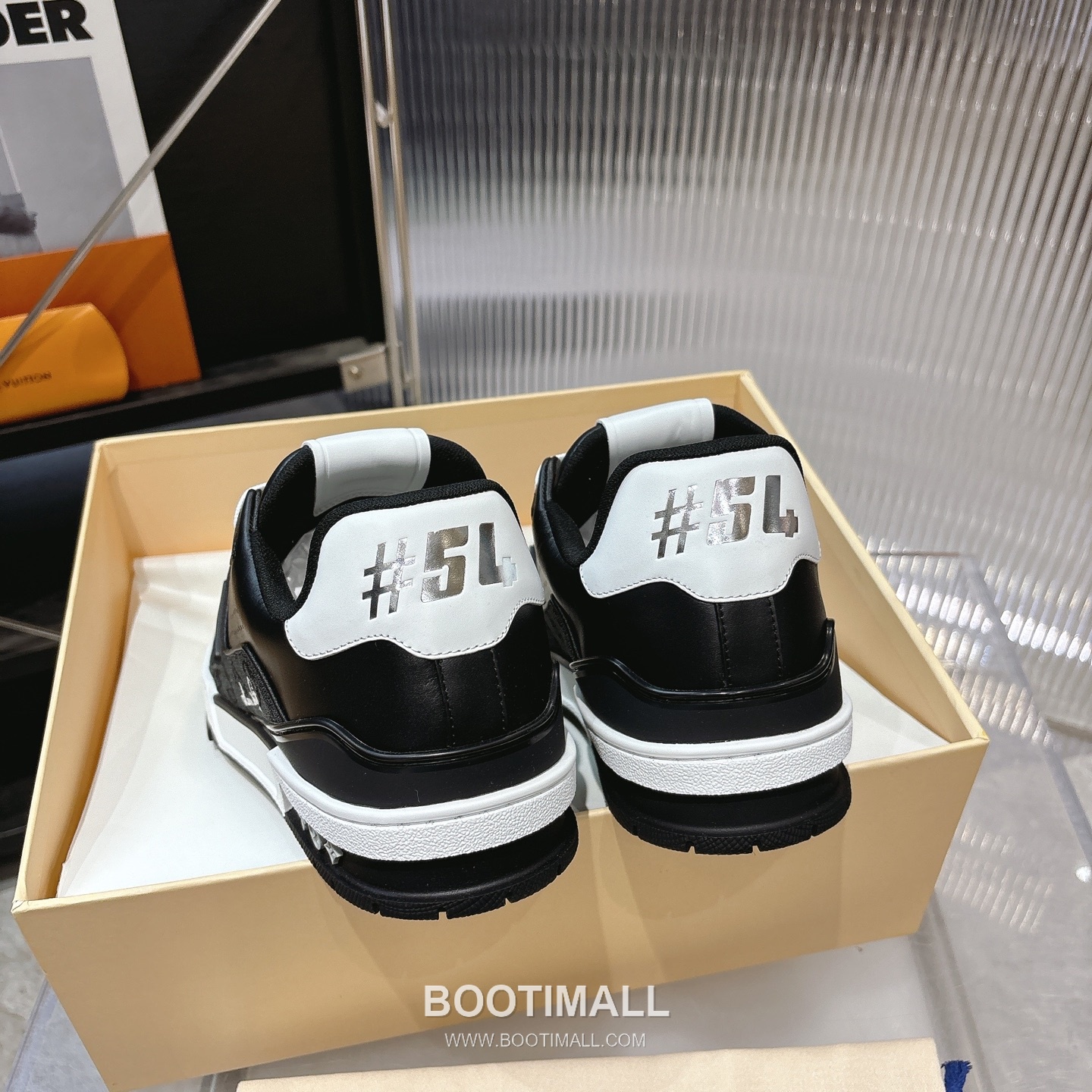 Louis Vuitton Trainer Monogram Denim 루이비통 트레이너 모노그램 데님 스니커즈 8