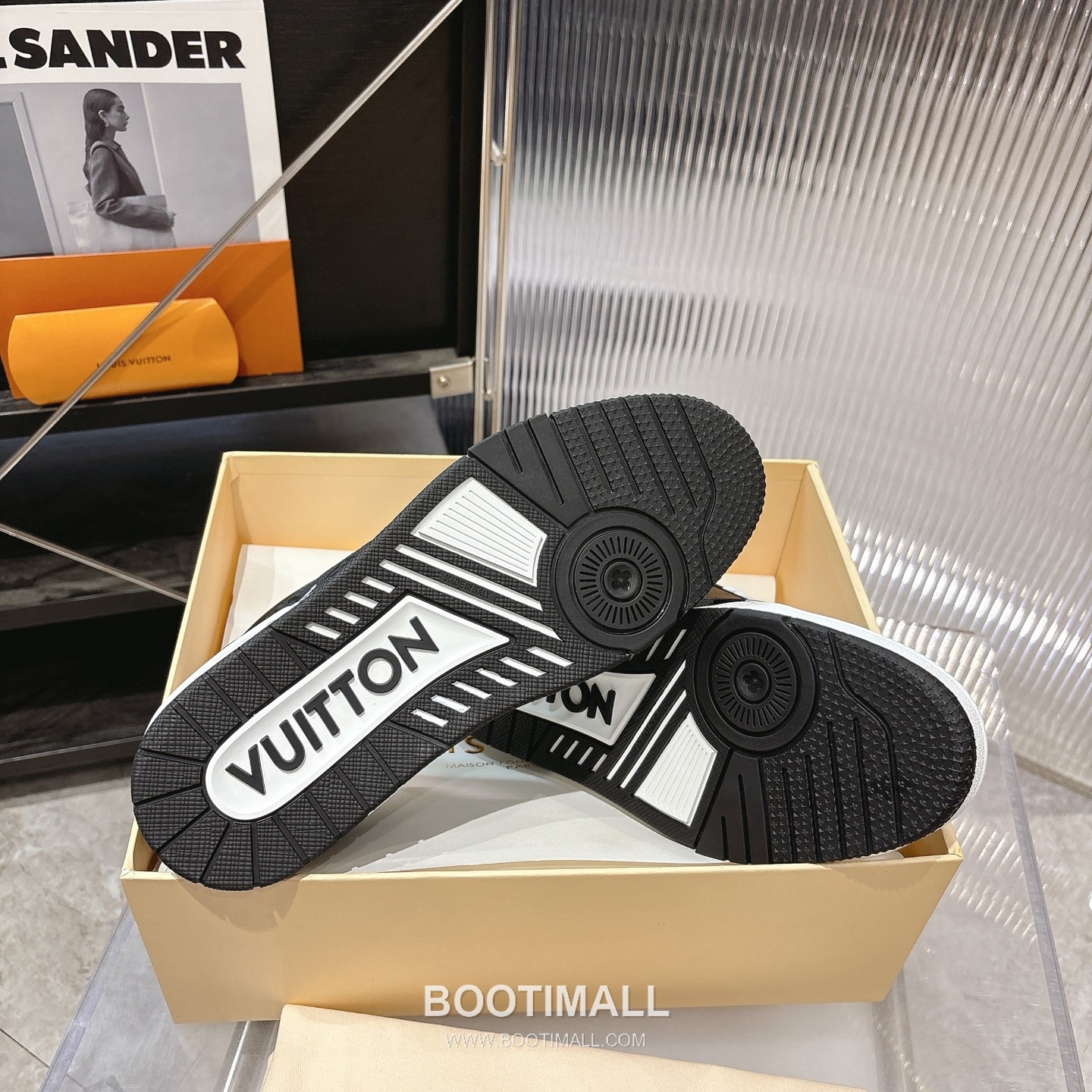 Louis Vuitton Trainer Monogram Denim 루이비통 트레이너 모노그램 데님 스니커즈 9