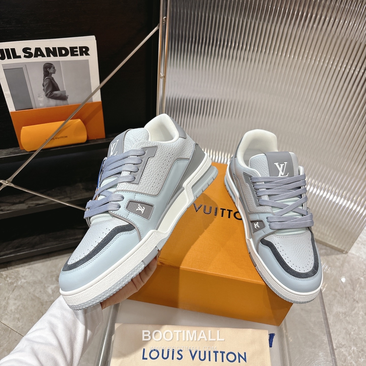 Louis Vuitton Trainer Monogram Denim 루이비통 트레이너 모노그램 데님 스니커즈 2