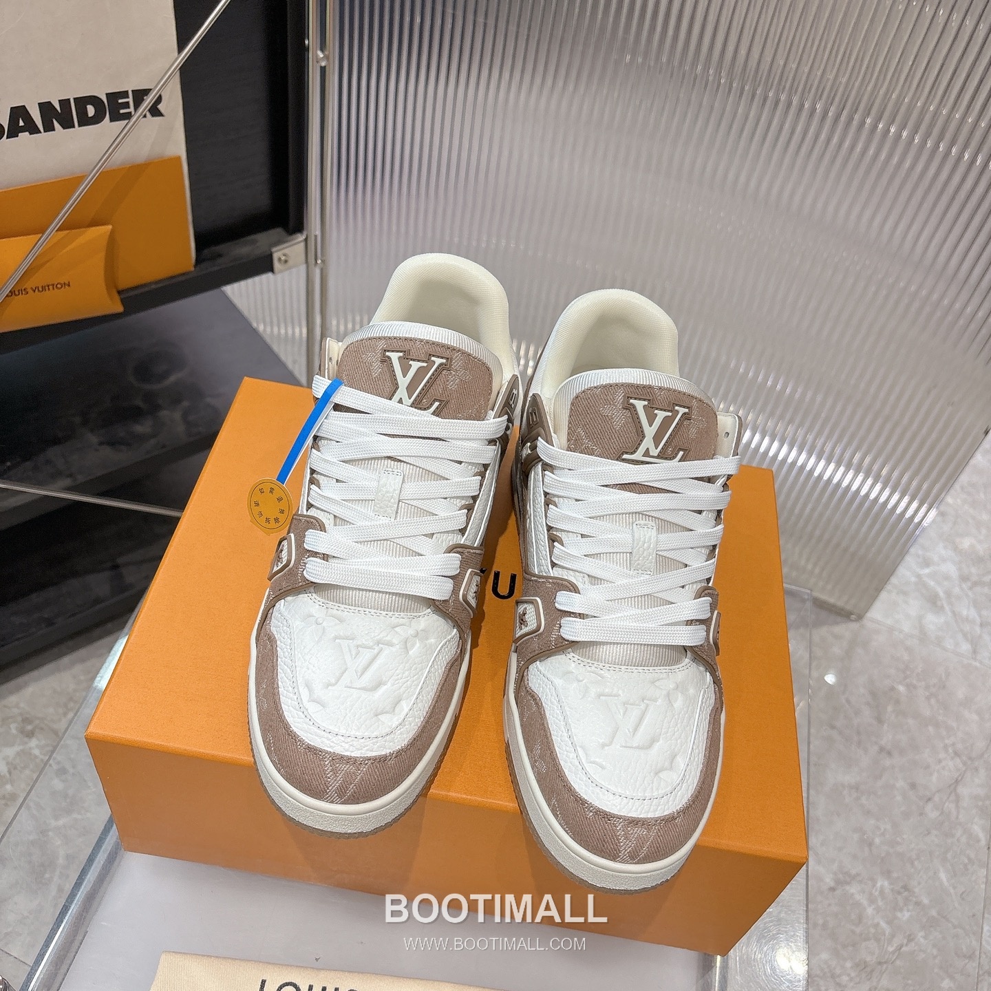 Louis Vuitton Trainer Monogram Denim 루이비통 트레이너 모노그램 데님 스니커즈 1