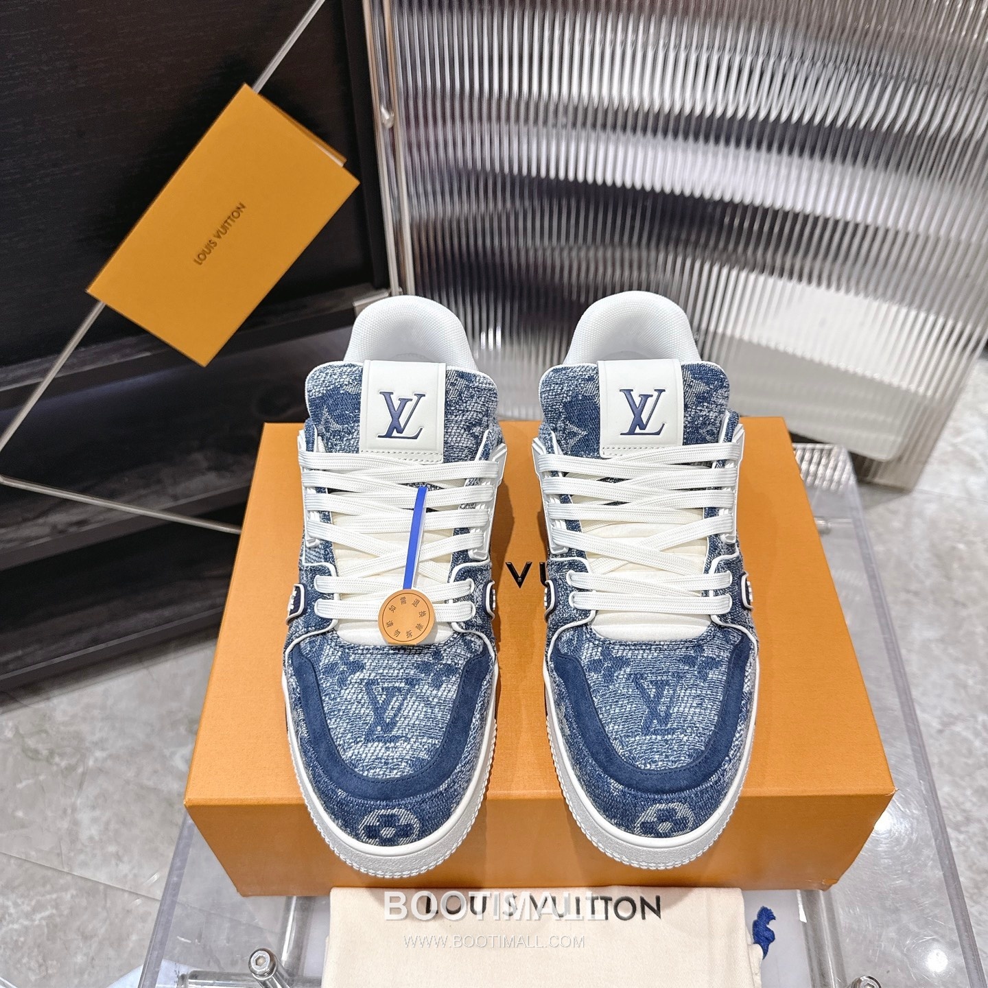 Louis Vuitton Trainer Monogram Denim 루이비통 트레이너 모노그램 데님 스니커즈 1