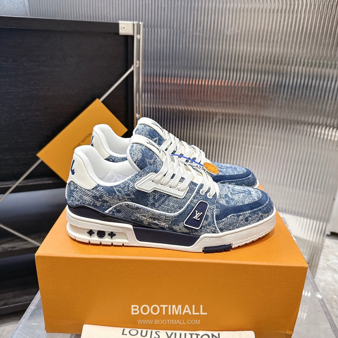 Louis Vuitton Trainer Monogram Denim 루이비통 트레이너 모노그램 데님 스니커즈 5