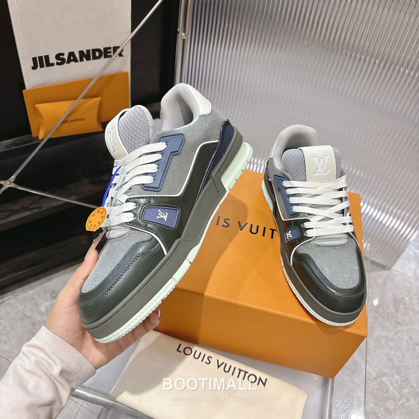 Louis Vuitton Trainer Monogram Denim 루이비통 트레이너 모노그램 데님 스니커즈 4