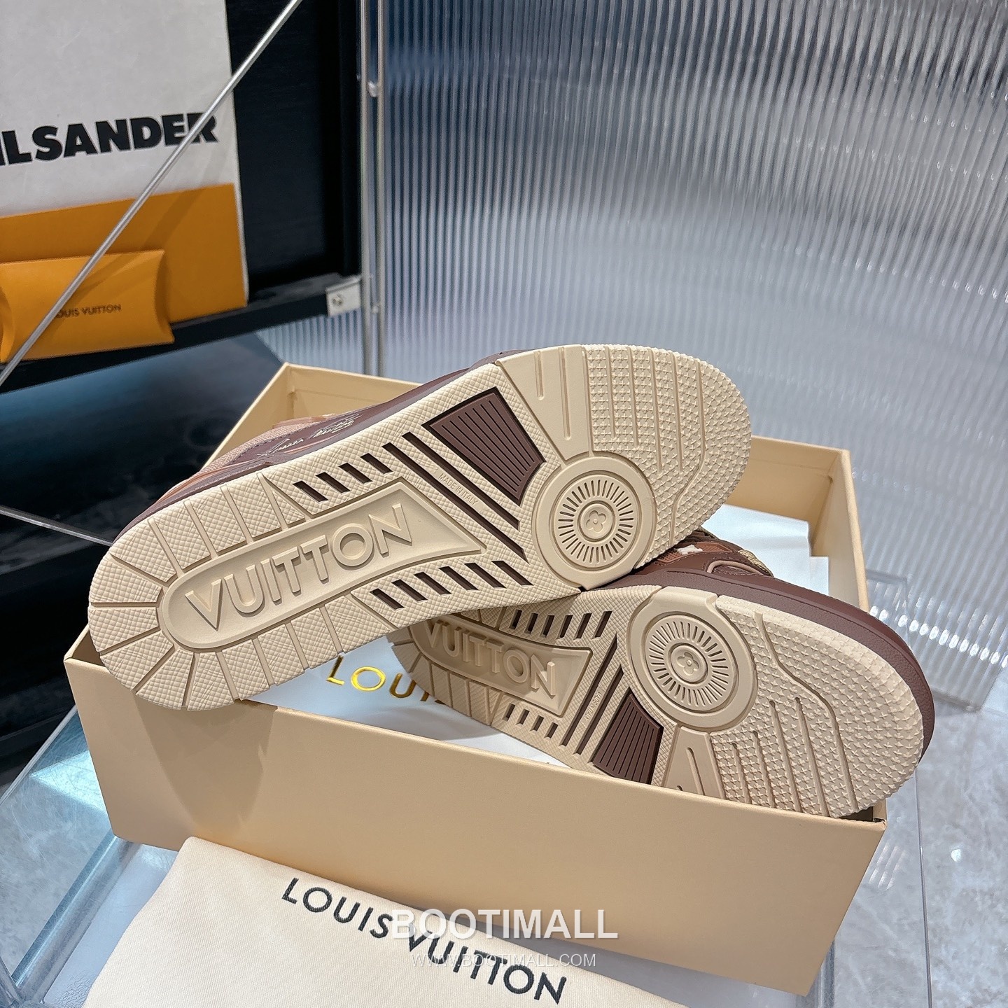 Louis Vuitton Trainer Monogram Denim 루이비통 트레이너 모노그램 데님 스니커즈 9