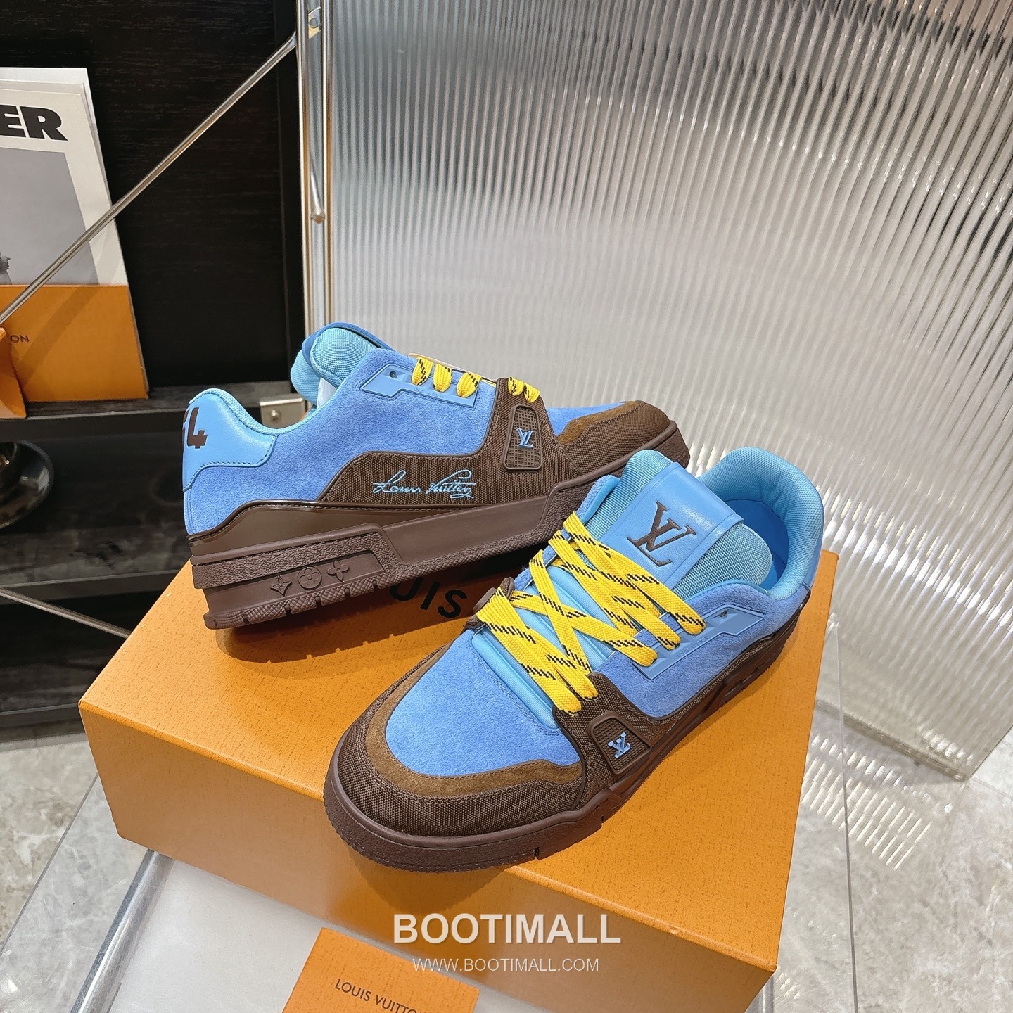 Louis Vuitton Trainer Monogram Denim 루이비통 트레이너 모노그램 데님 스니커즈 4