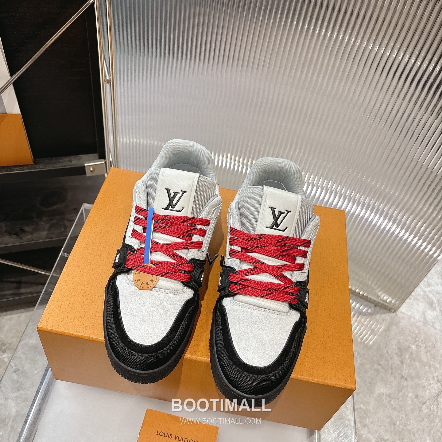Louis Vuitton Trainer Monogram Denim 루이비통 트레이너 모노그램 데님 스니커즈 1