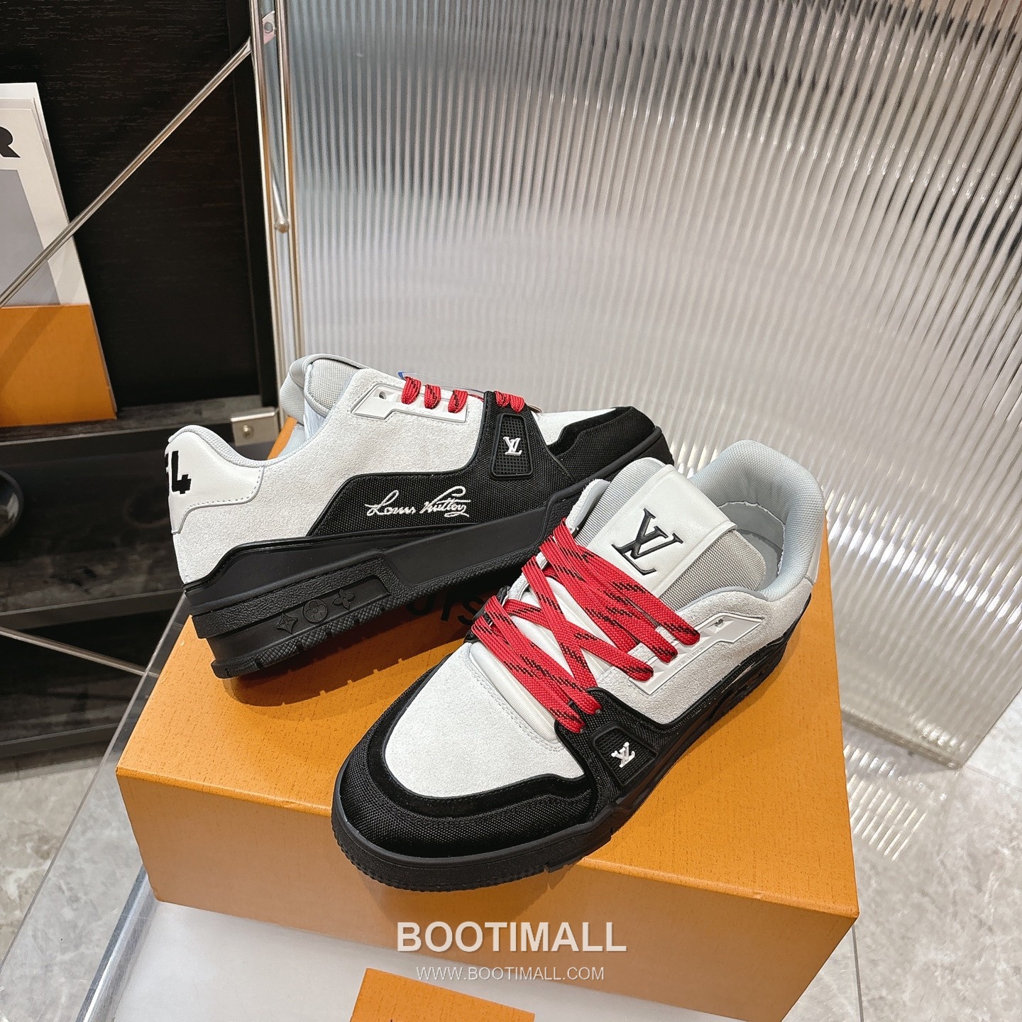 Louis Vuitton Trainer Monogram Denim 루이비통 트레이너 모노그램 데님 스니커즈 4