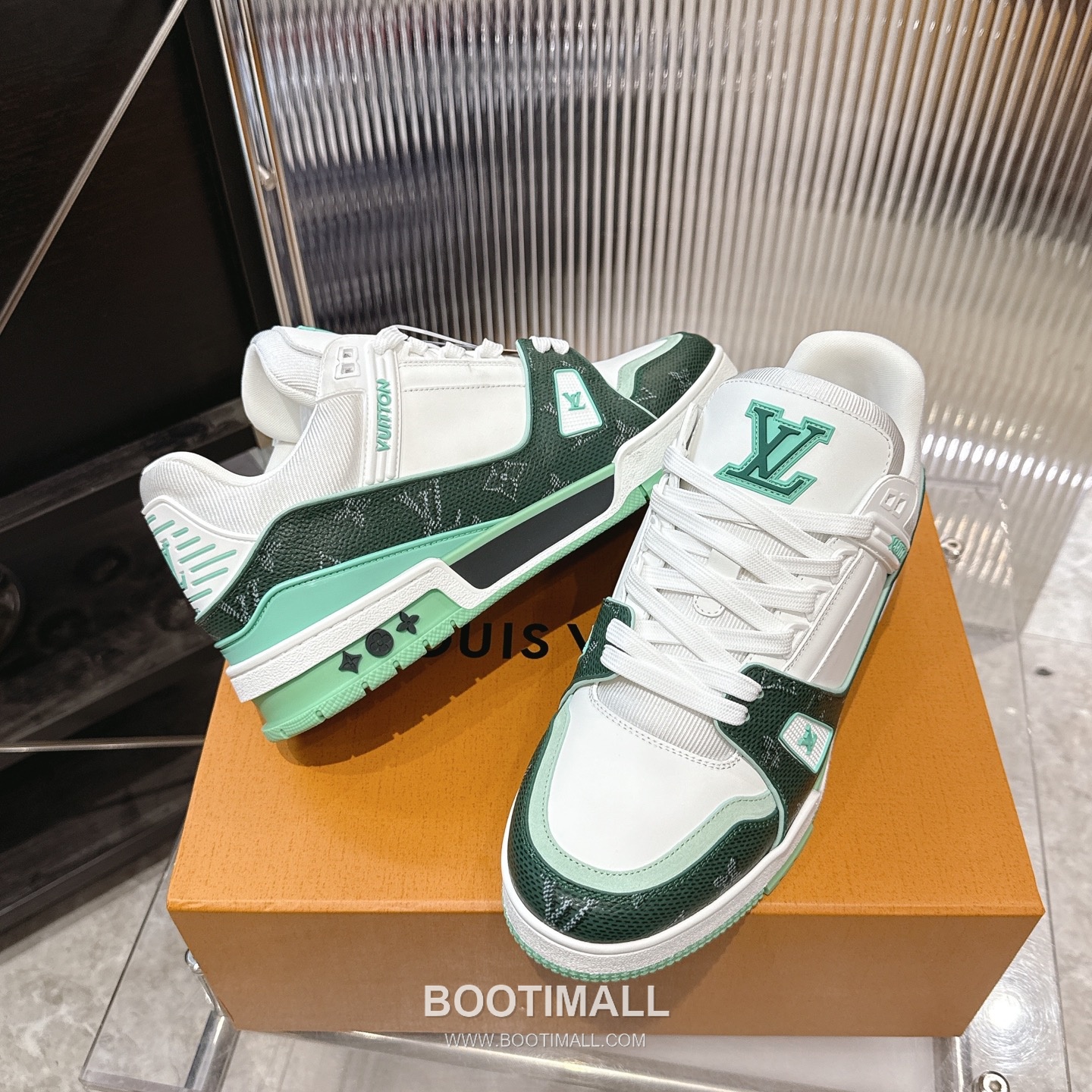 Louis Vuitton Trainer Monogram Denim 루이비통 트레이너 모노그램 데님 스니커즈 4