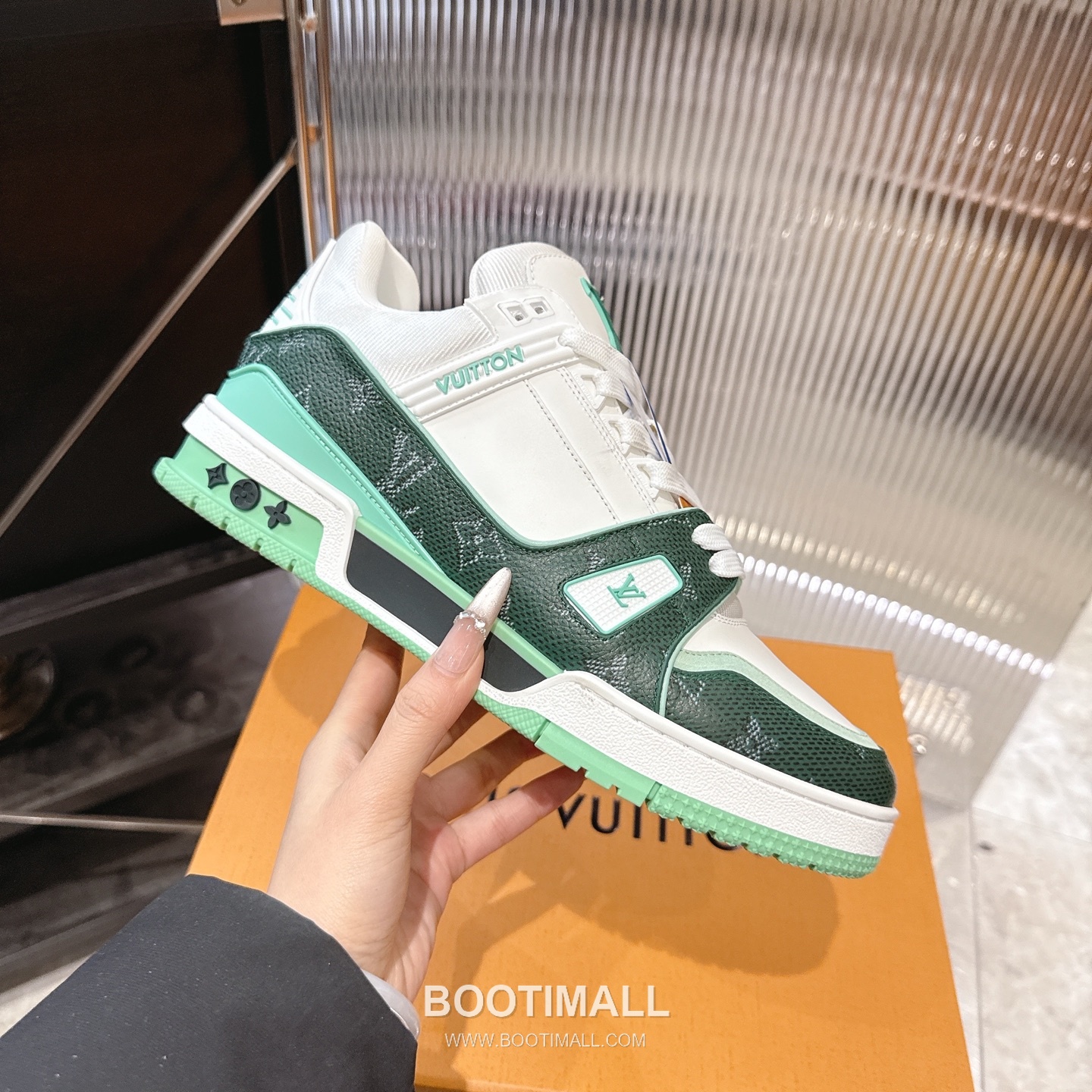 Louis Vuitton Trainer Monogram Denim 루이비통 트레이너 모노그램 데님 스니커즈 5