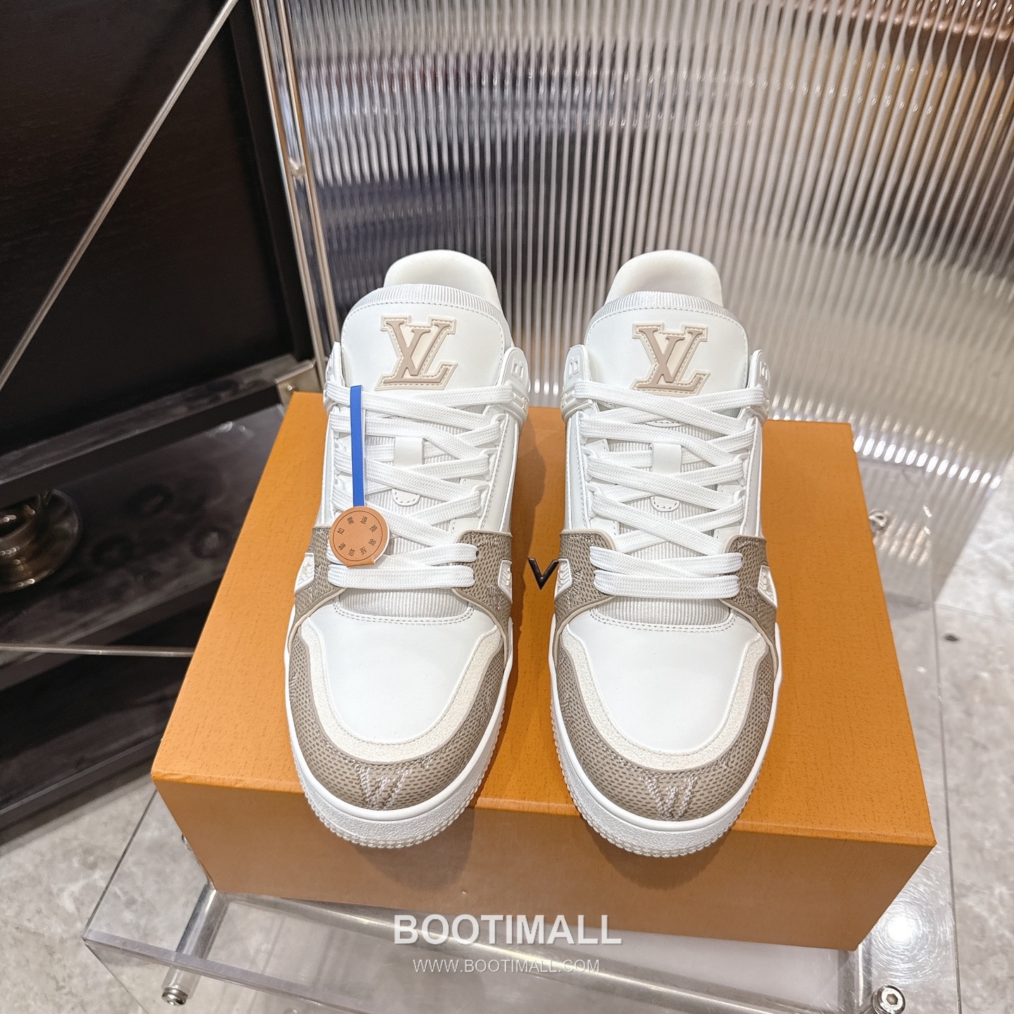 Louis Vuitton Trainer Monogram Denim 루이비통 트레이너 모노그램 데님 스니커즈 1