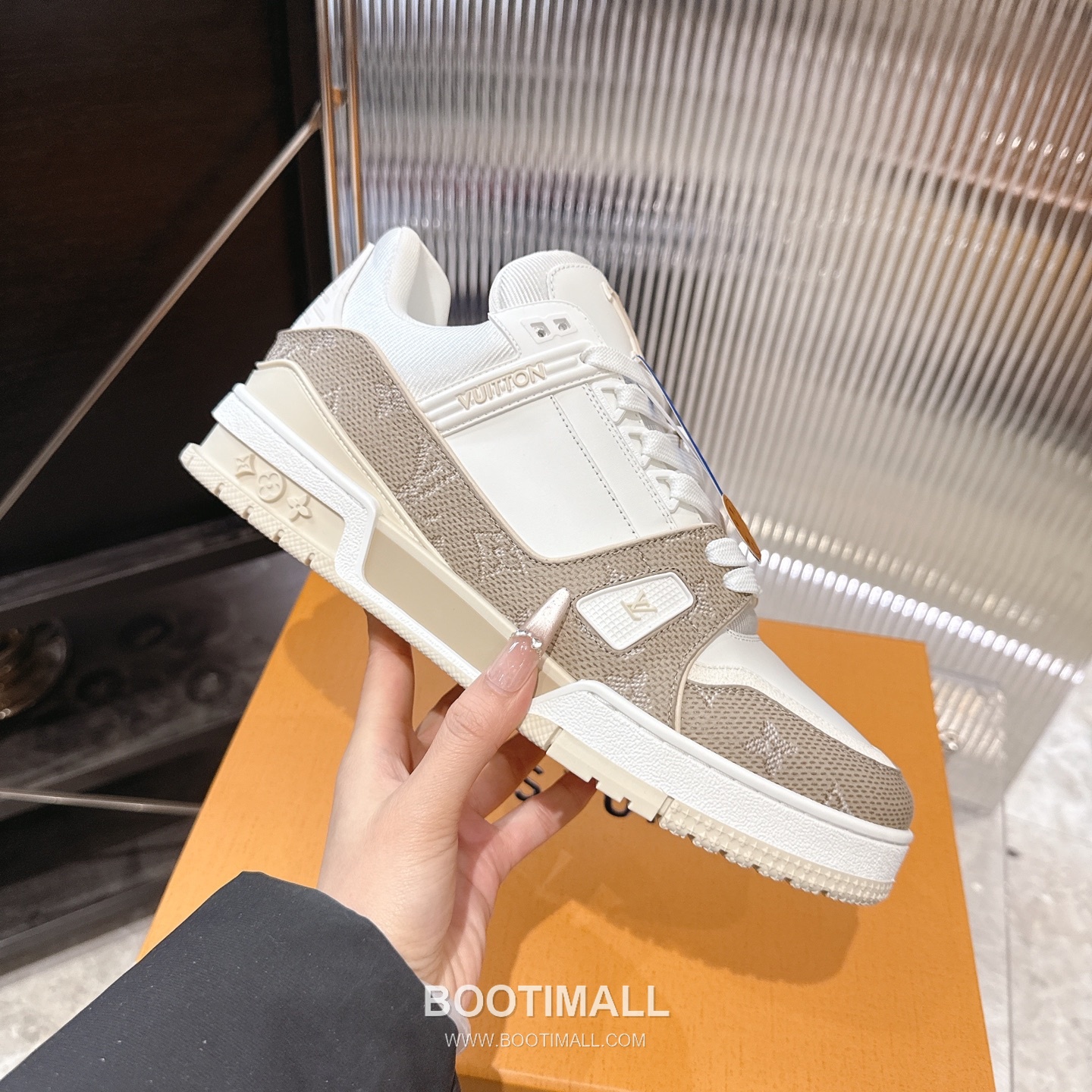 Louis Vuitton Trainer Monogram Denim 루이비통 트레이너 모노그램 데님 스니커즈 5