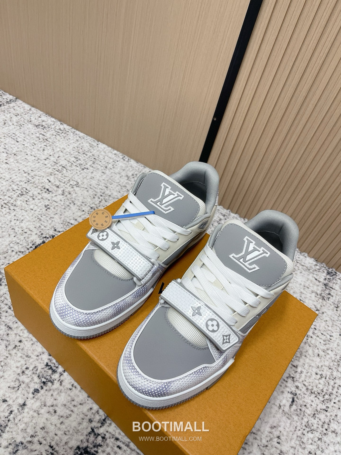 Louis Vuitton Trainer Monogram Denim 루이비통 트레이너 모노그램 데님 스니커즈 1