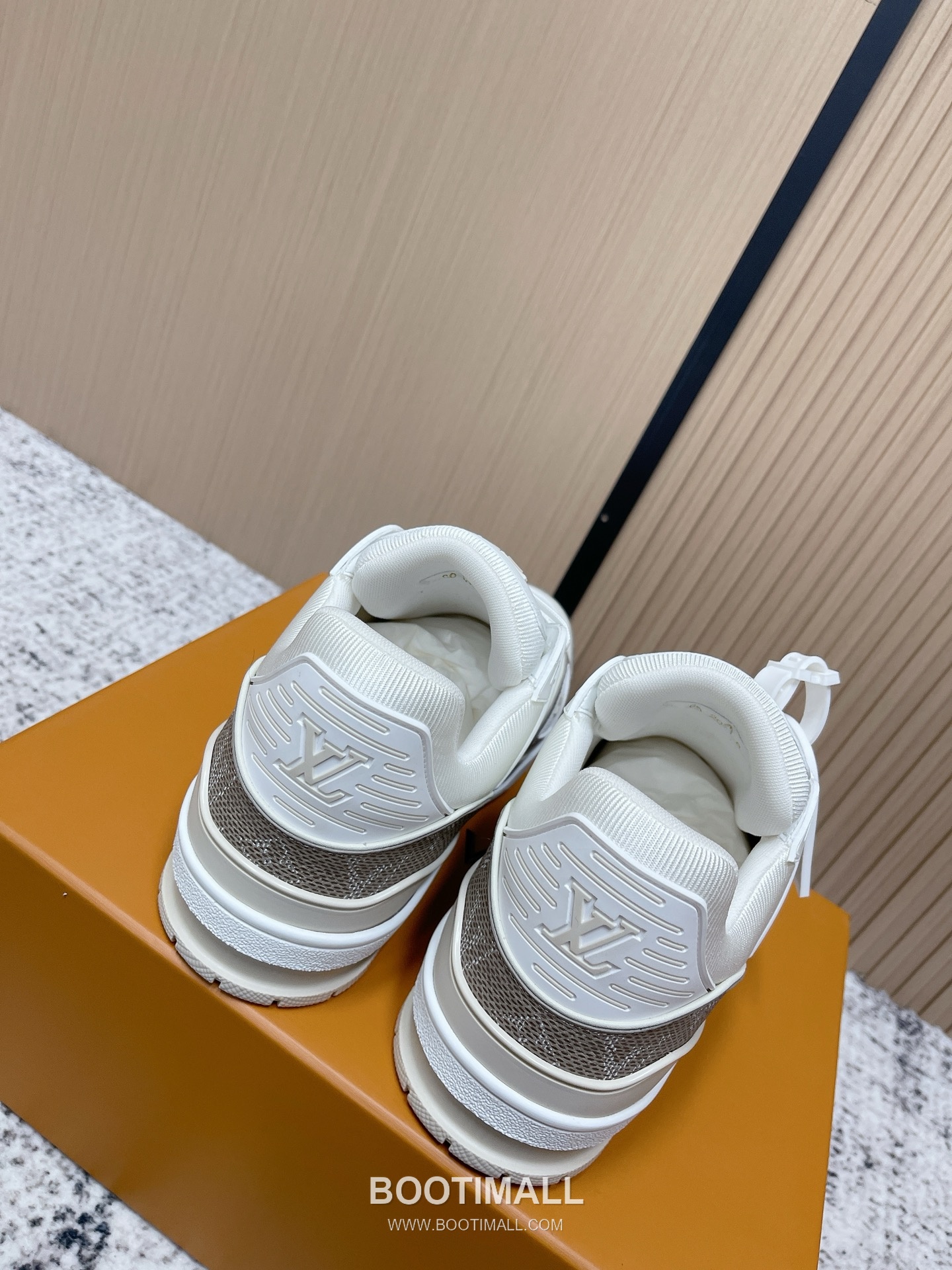 Louis Vuitton Trainer Monogram Denim 루이비통 트레이너 모노그램 데님 스니커즈 4