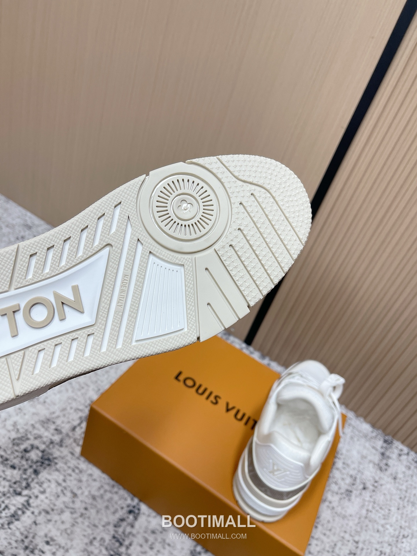 Louis Vuitton Trainer Monogram Denim 루이비통 트레이너 모노그램 데님 스니커즈 8