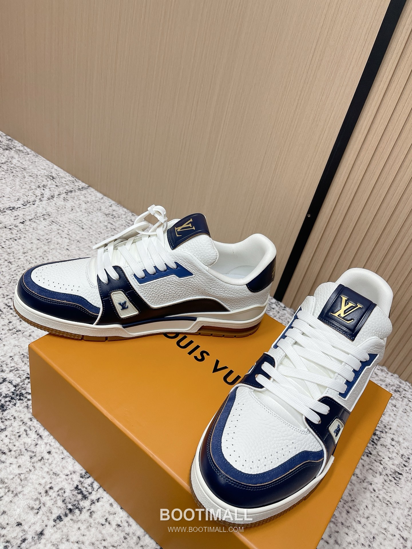 Louis Vuitton Trainer Monogram Denim 루이비통 트레이너 모노그램 데님 스니커즈 3