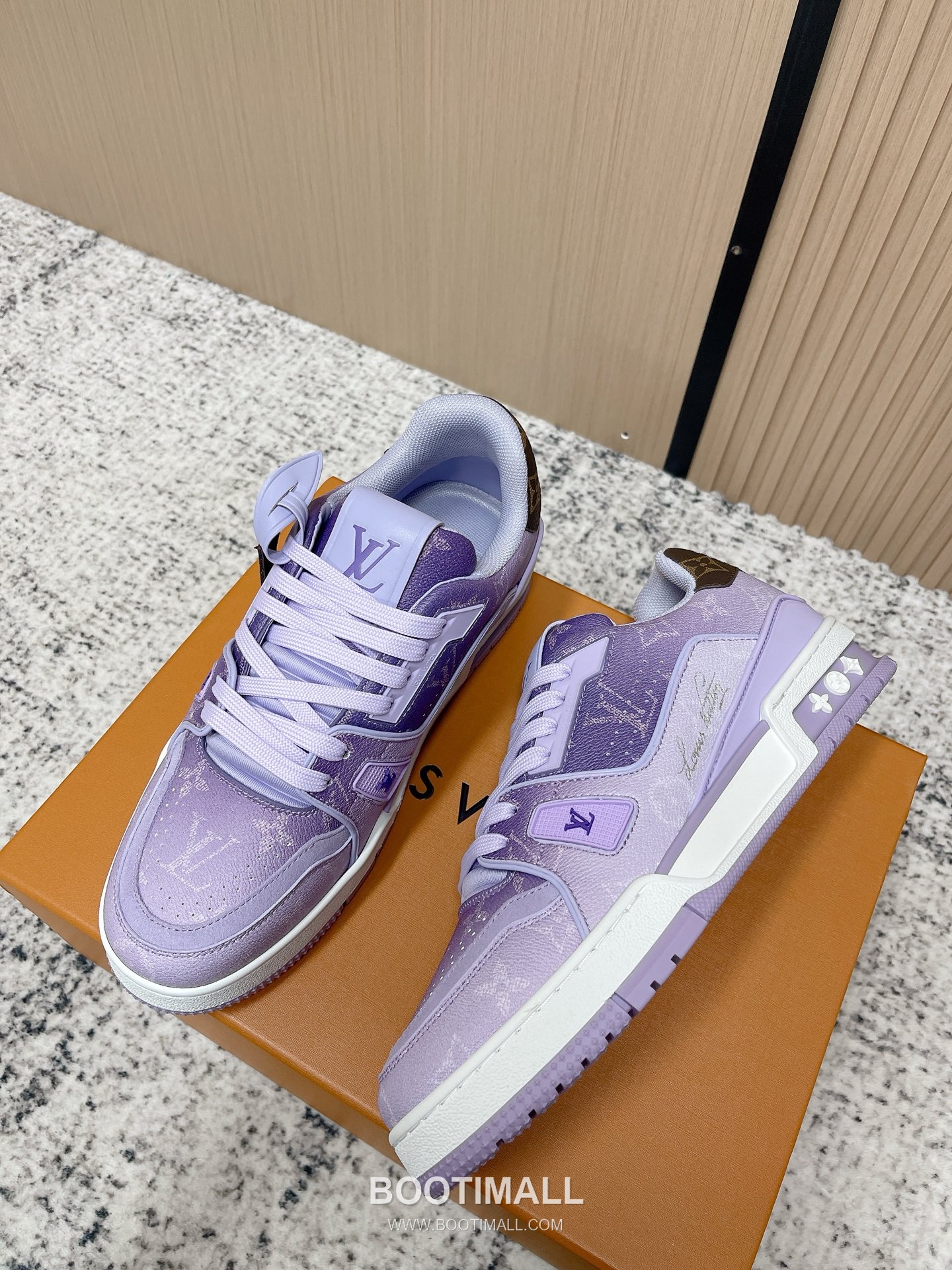 Louis Vuitton Trainer Monogram Denim 루이비통 트레이너 모노그램 데님 스니커즈 2