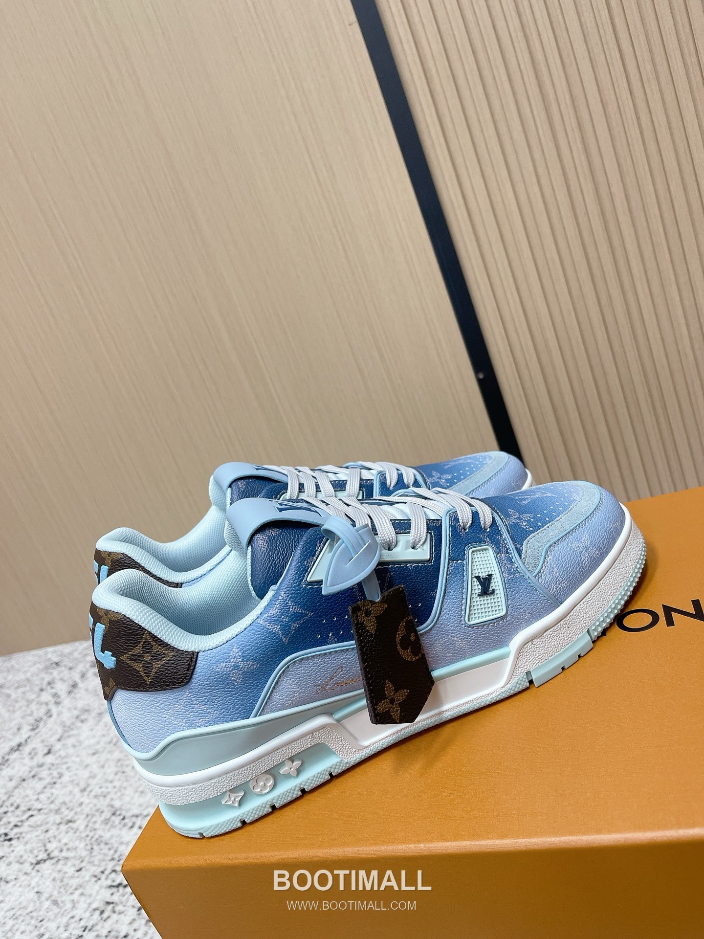 Louis Vuitton Trainer Monogram Denim 루이비통 트레이너 모노그램 데님 스니커즈 5