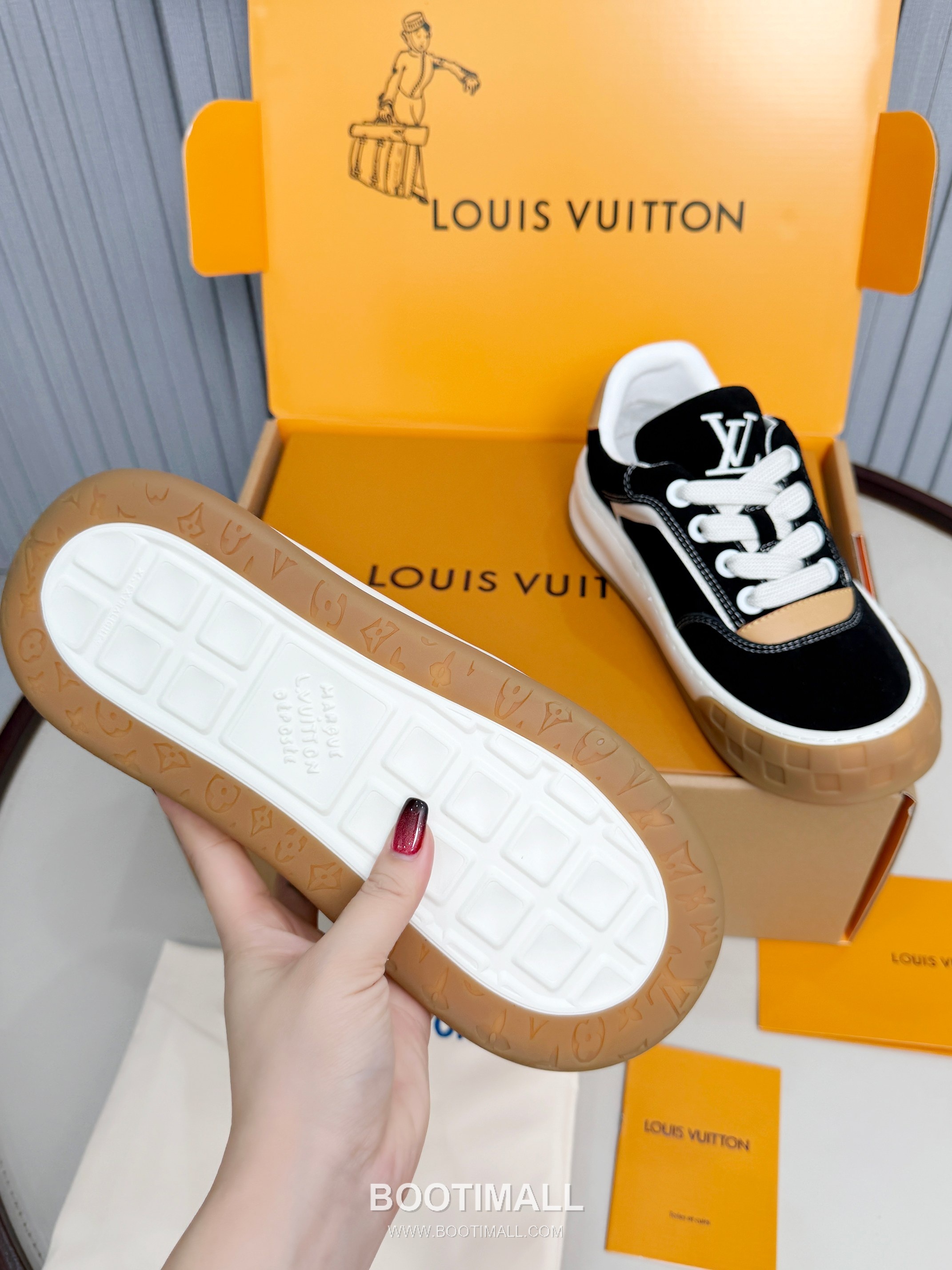 Louis Vuitton Padded Skate Low-Top Sneakers 루이비통 패디드 스케이트 로우탑 스니커즈 5