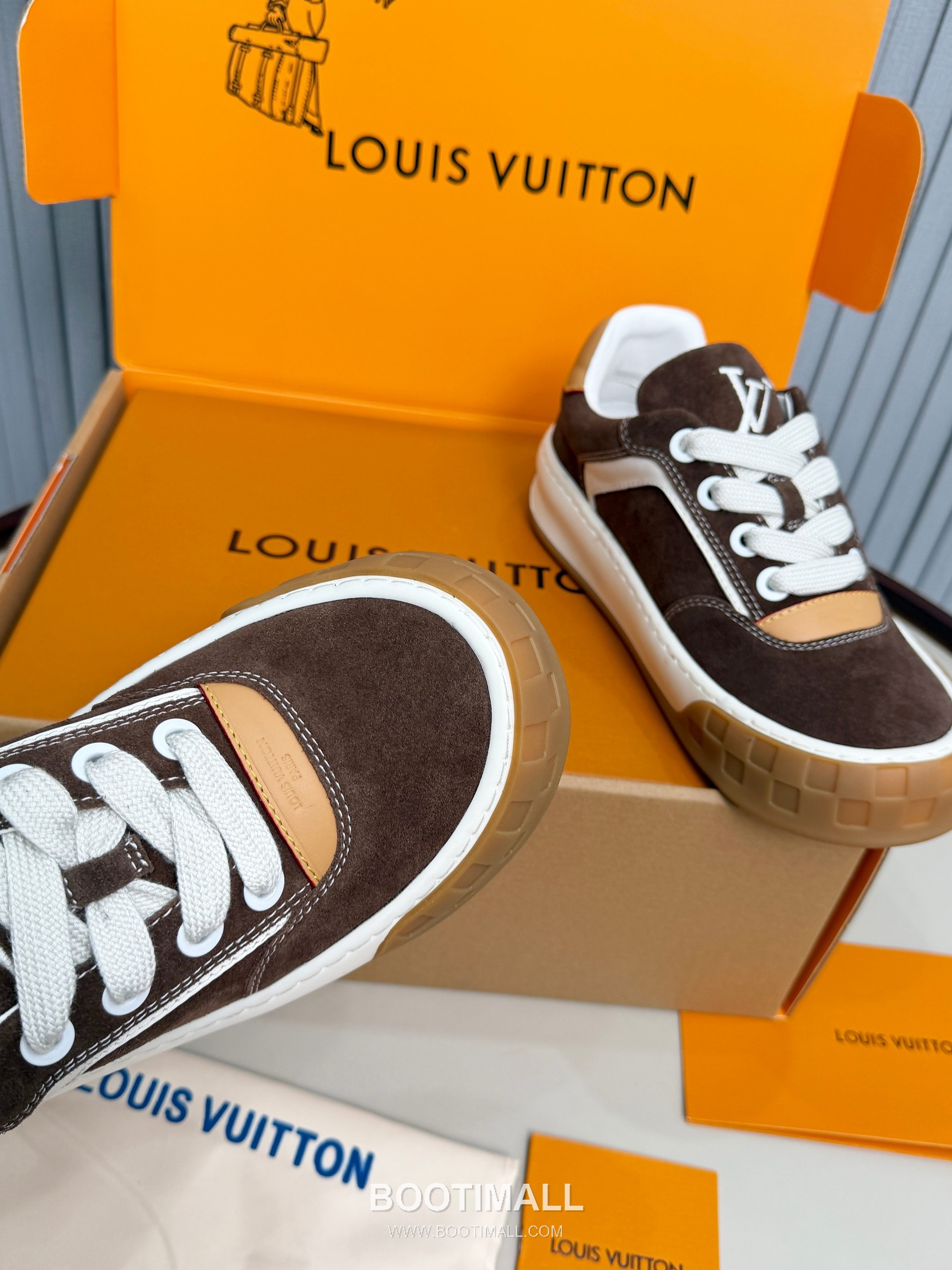 Louis Vuitton Padded Skate Low-Top Sneakers 루이비통 패디드 스케이트 로우탑 스니커즈 4