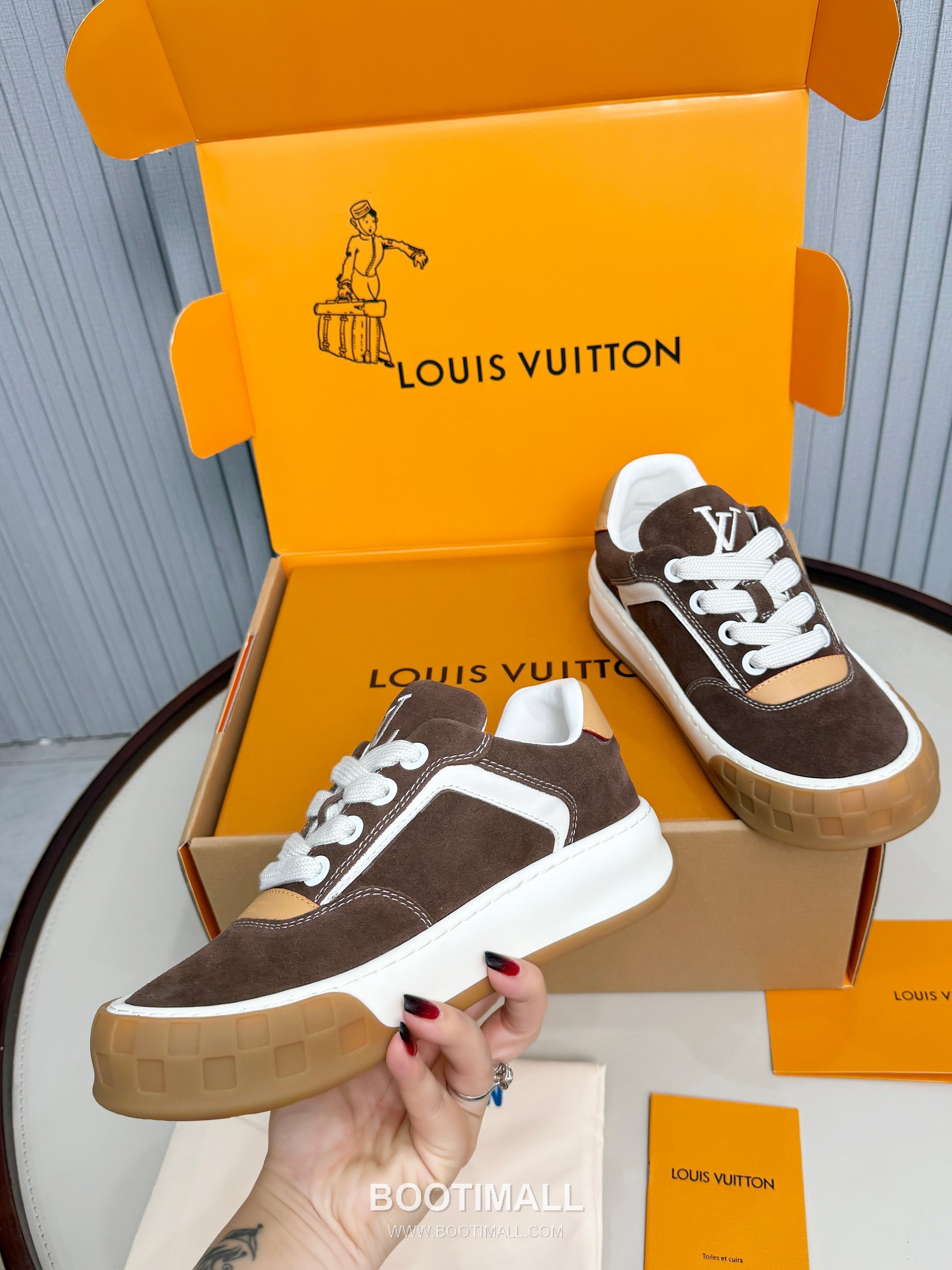 Louis Vuitton Padded Skate Low-Top Sneakers 루이비통 패디드 스케이트 로우탑 스니커즈 6