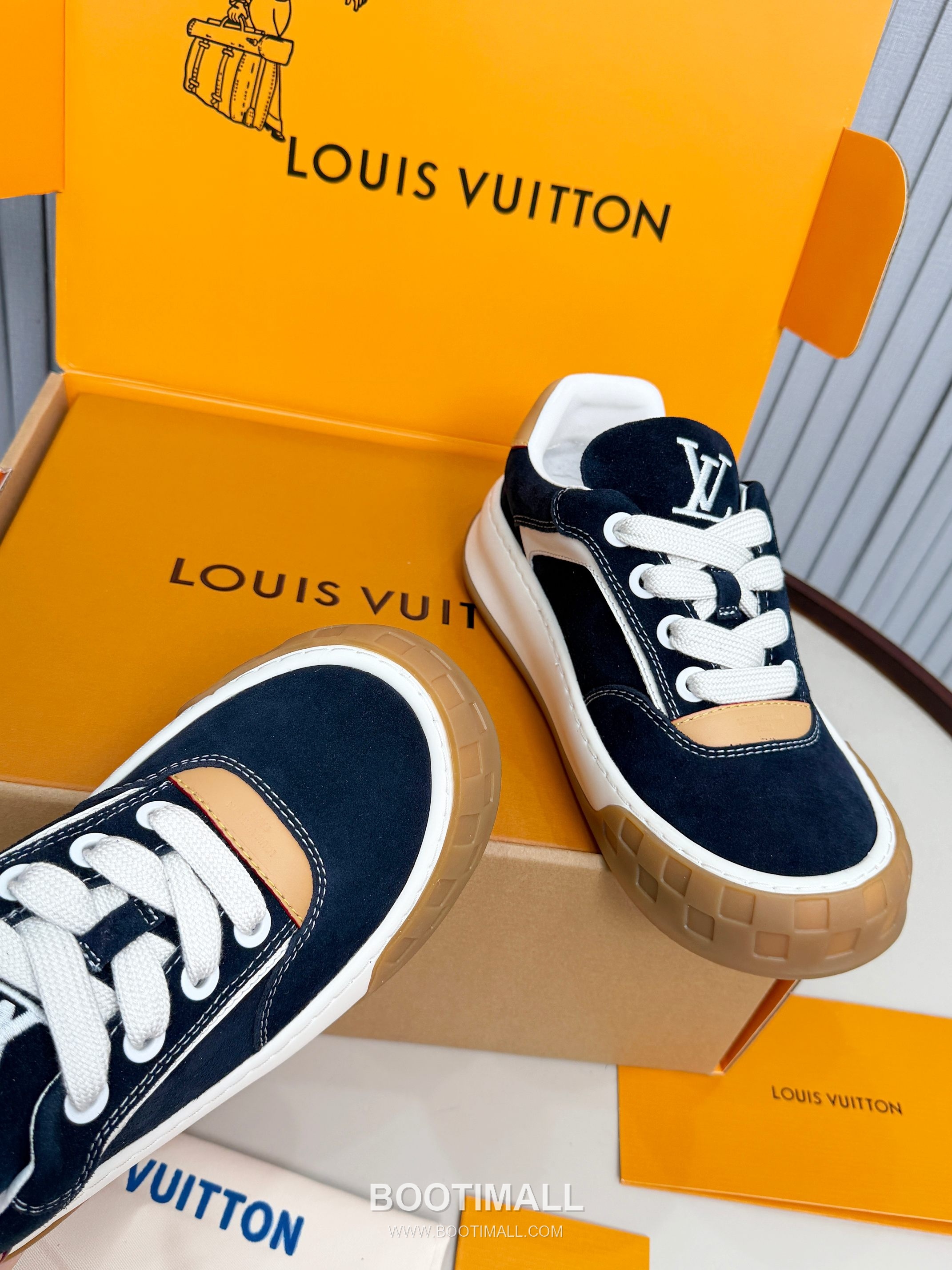 Louis Vuitton Padded Skate Low-Top Sneakers 루이비통 패디드 스케이트 로우탑 스니커즈 5