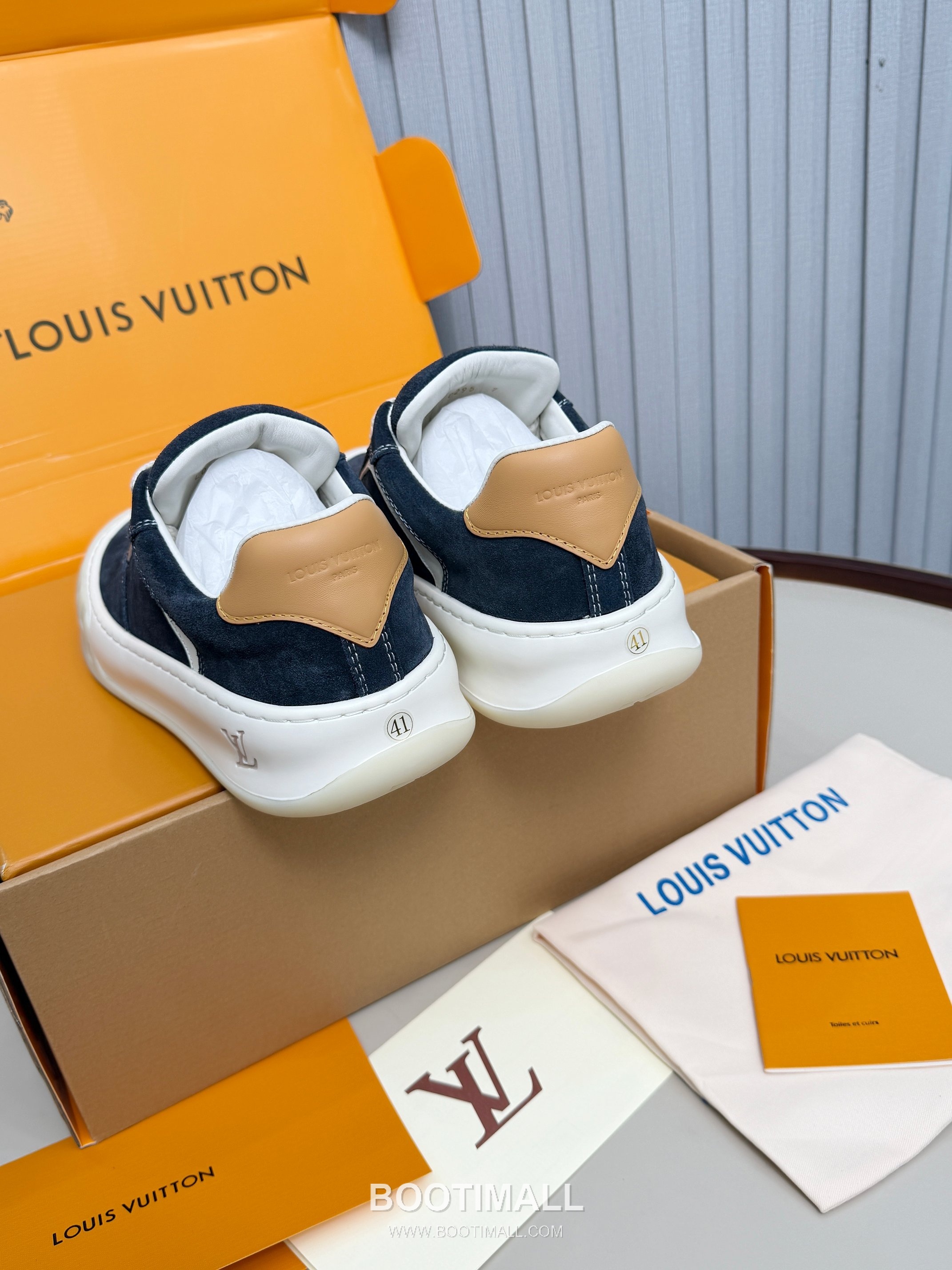Louis Vuitton Padded Skate Low-Top Sneakers 루이비통 패디드 스케이트 로우탑 스니커즈 5