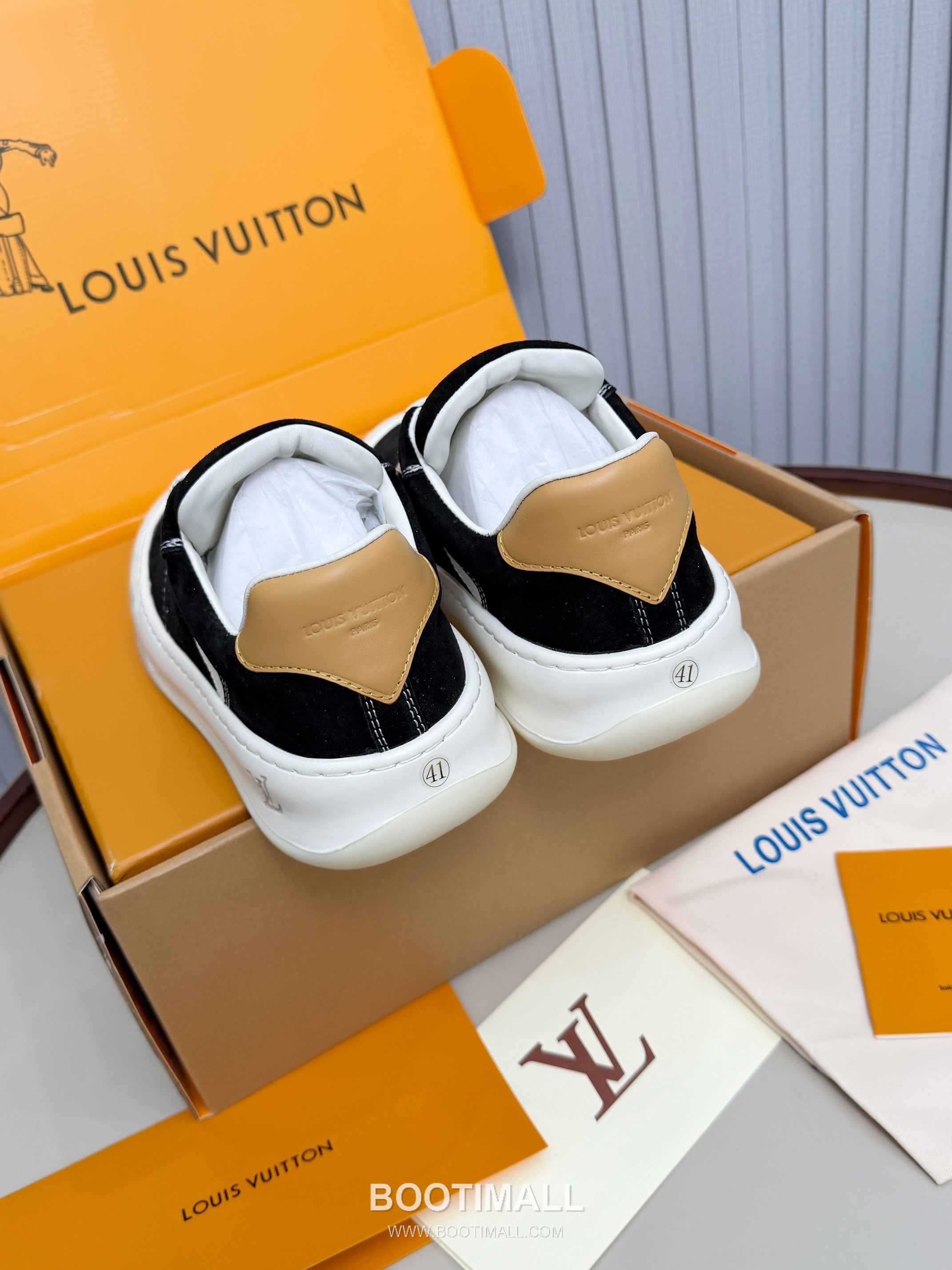 Louis Vuitton Padded Skate Low-Top Sneakers 루이비통 패디드 스케이트 로우탑 스니커즈 3