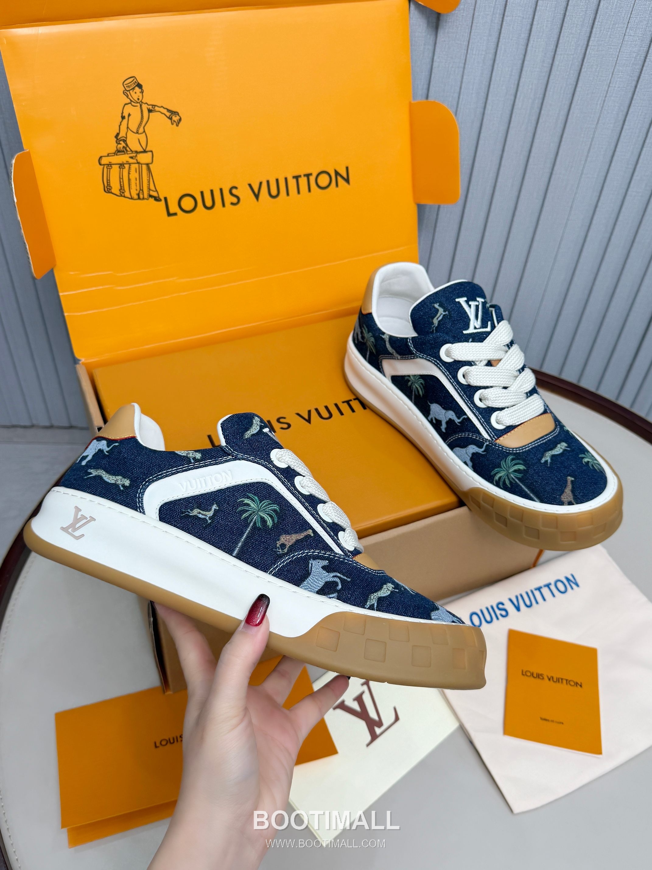 Louis Vuitton Padded Skate Low-Top Sneakers 루이비통 패디드 스케이트 로우탑 스니커즈 5