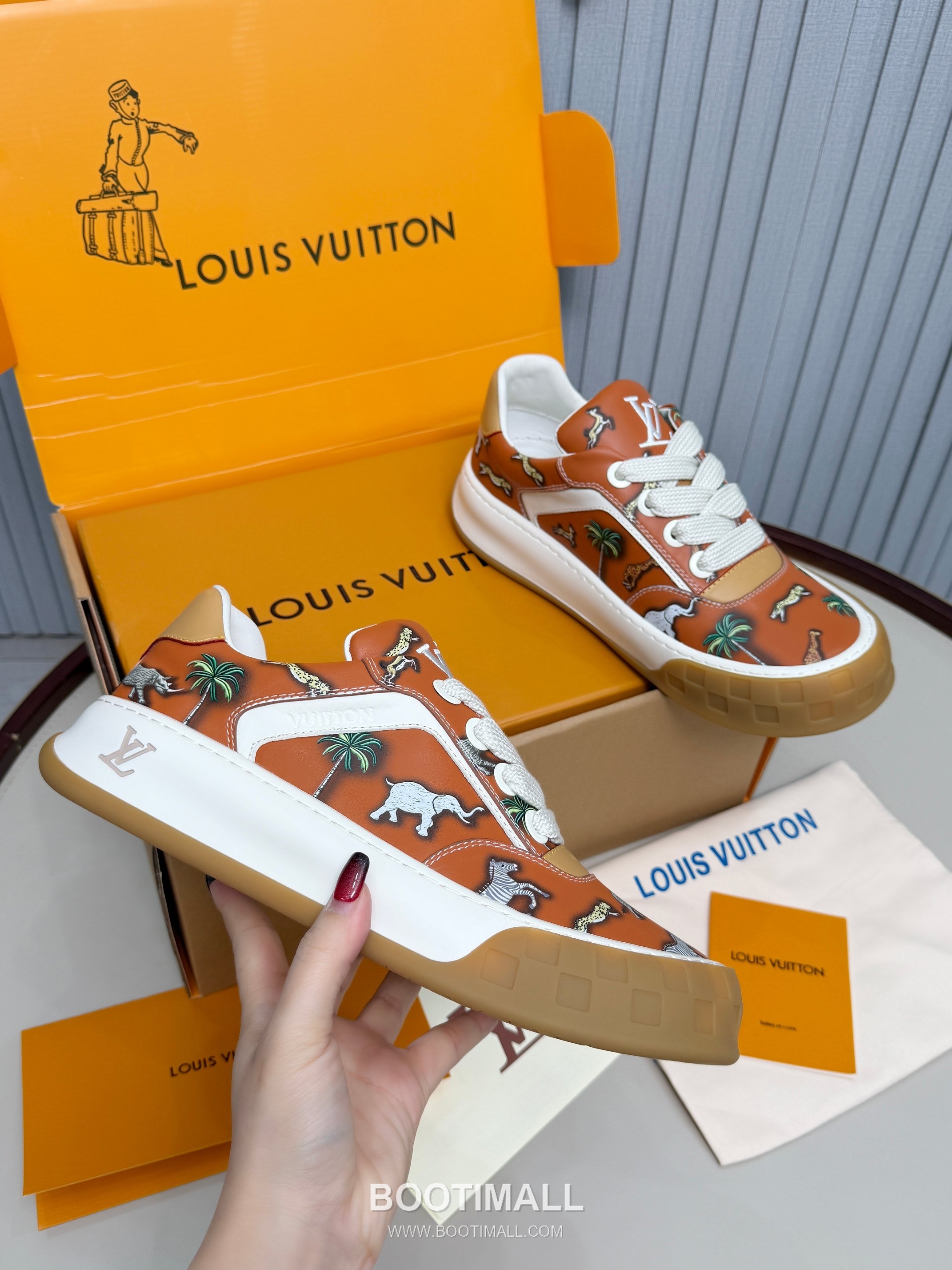 Louis Vuitton Padded Skate Low-Top Sneakers 루이비통 패디드 스케이트 로우탑 스니커즈 3