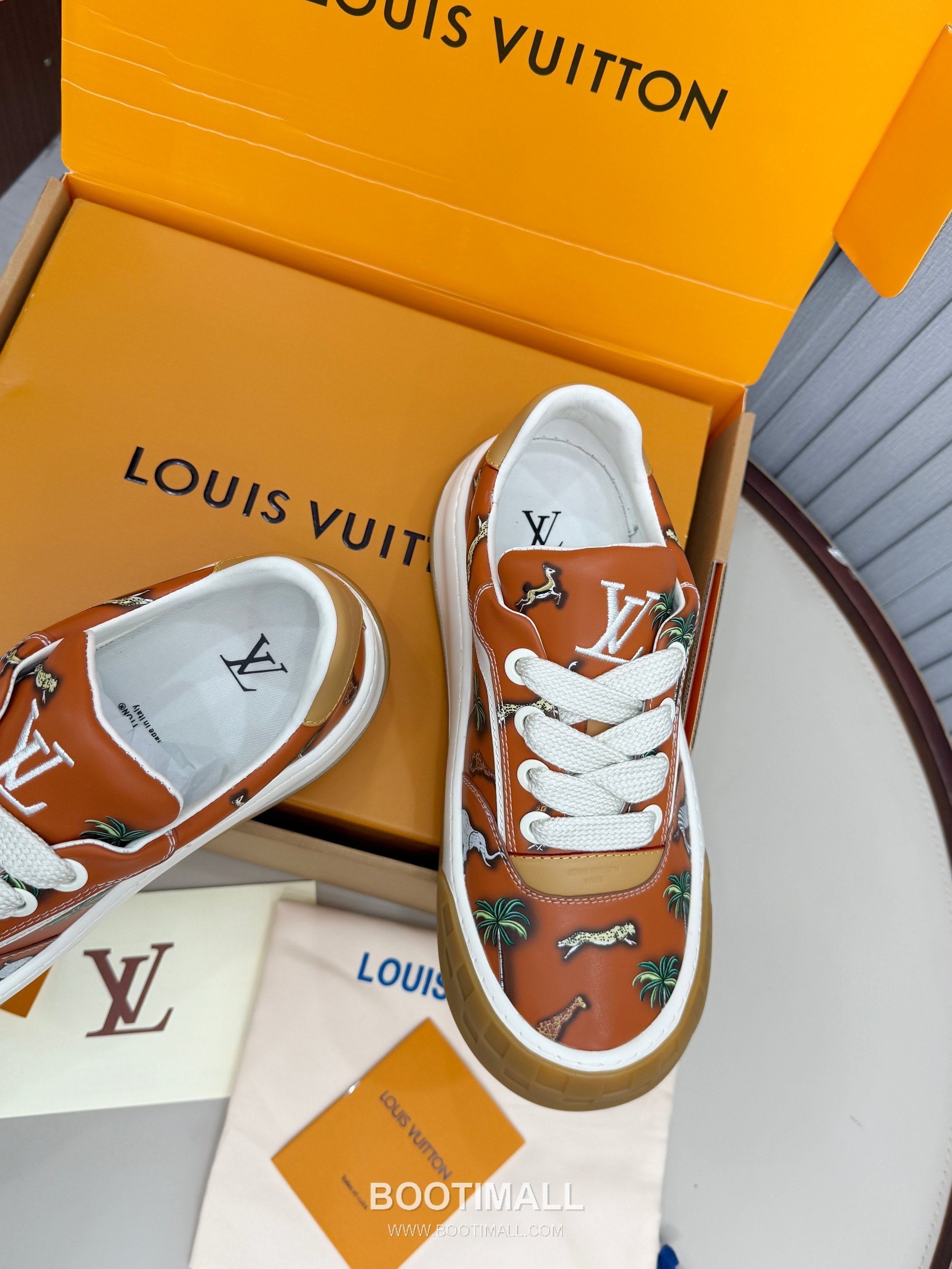 Louis Vuitton Padded Skate Low-Top Sneakers 루이비통 패디드 스케이트 로우탑 스니커즈 6