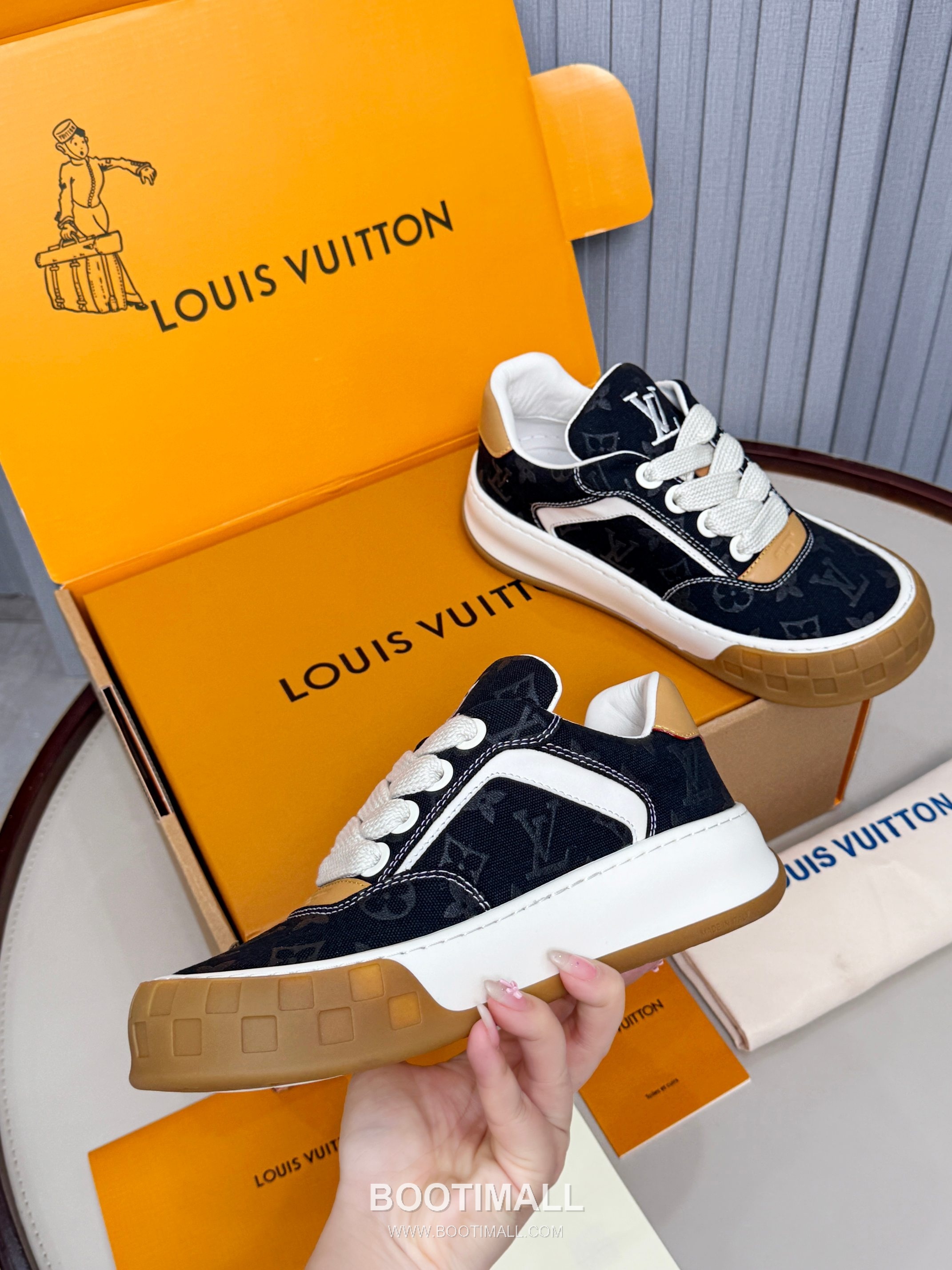Louis Vuitton Padded Skate Low-Top Sneakers 루이비통 패디드 스케이트 로우탑 스니커즈 2