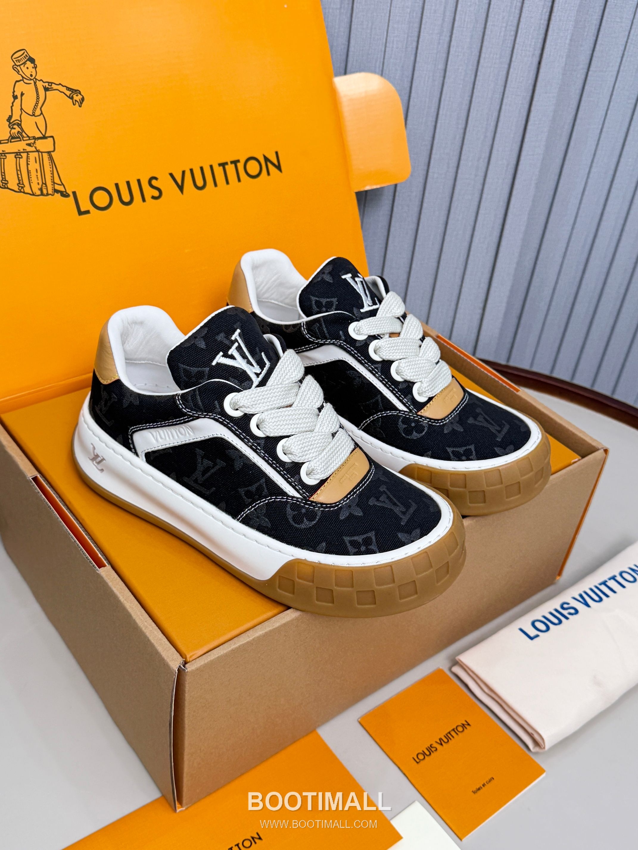 Louis Vuitton Padded Skate Low-Top Sneakers 루이비통 패디드 스케이트 로우탑 스니커즈 4