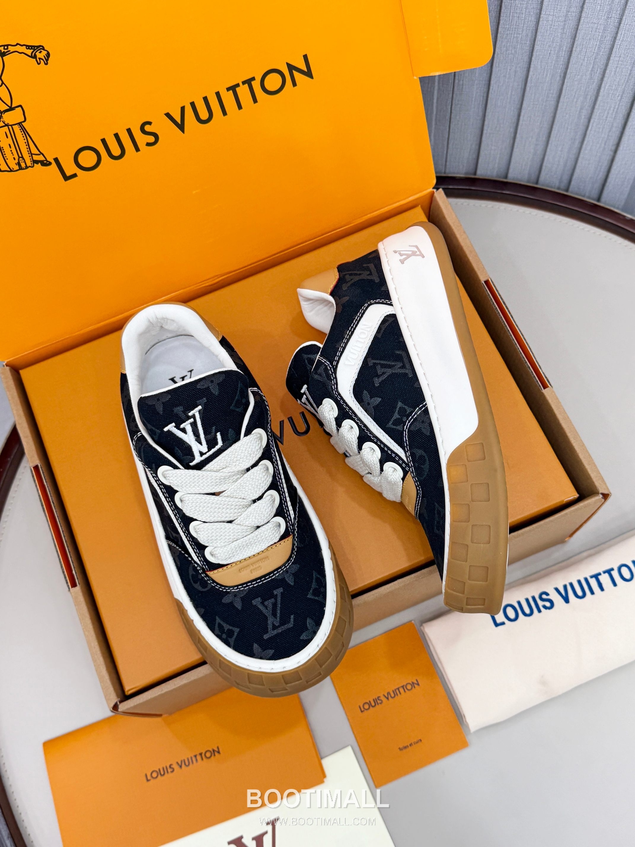 Louis Vuitton Padded Skate Low-Top Sneakers 루이비통 패디드 스케이트 로우탑 스니커즈 5