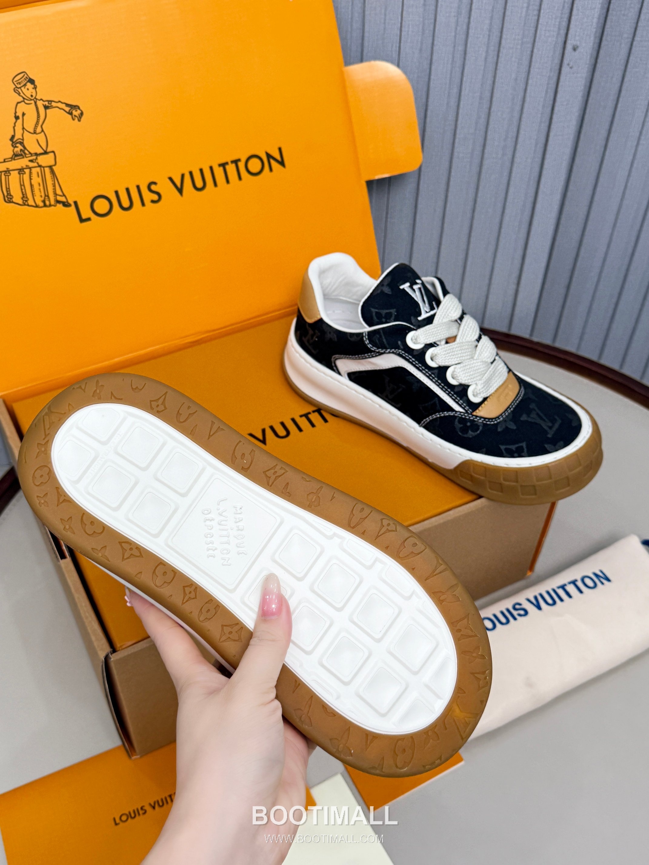 Louis Vuitton Padded Skate Low-Top Sneakers 루이비통 패디드 스케이트 로우탑 스니커즈 8