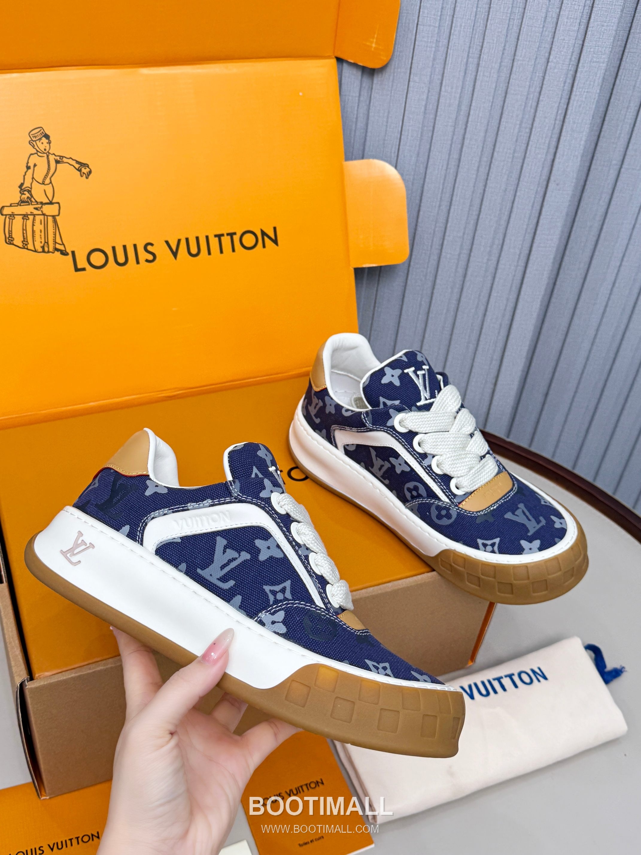 Louis Vuitton Padded Skate Low-Top Sneakers 루이비통 패디드 스케이트 로우탑 스니커즈 2