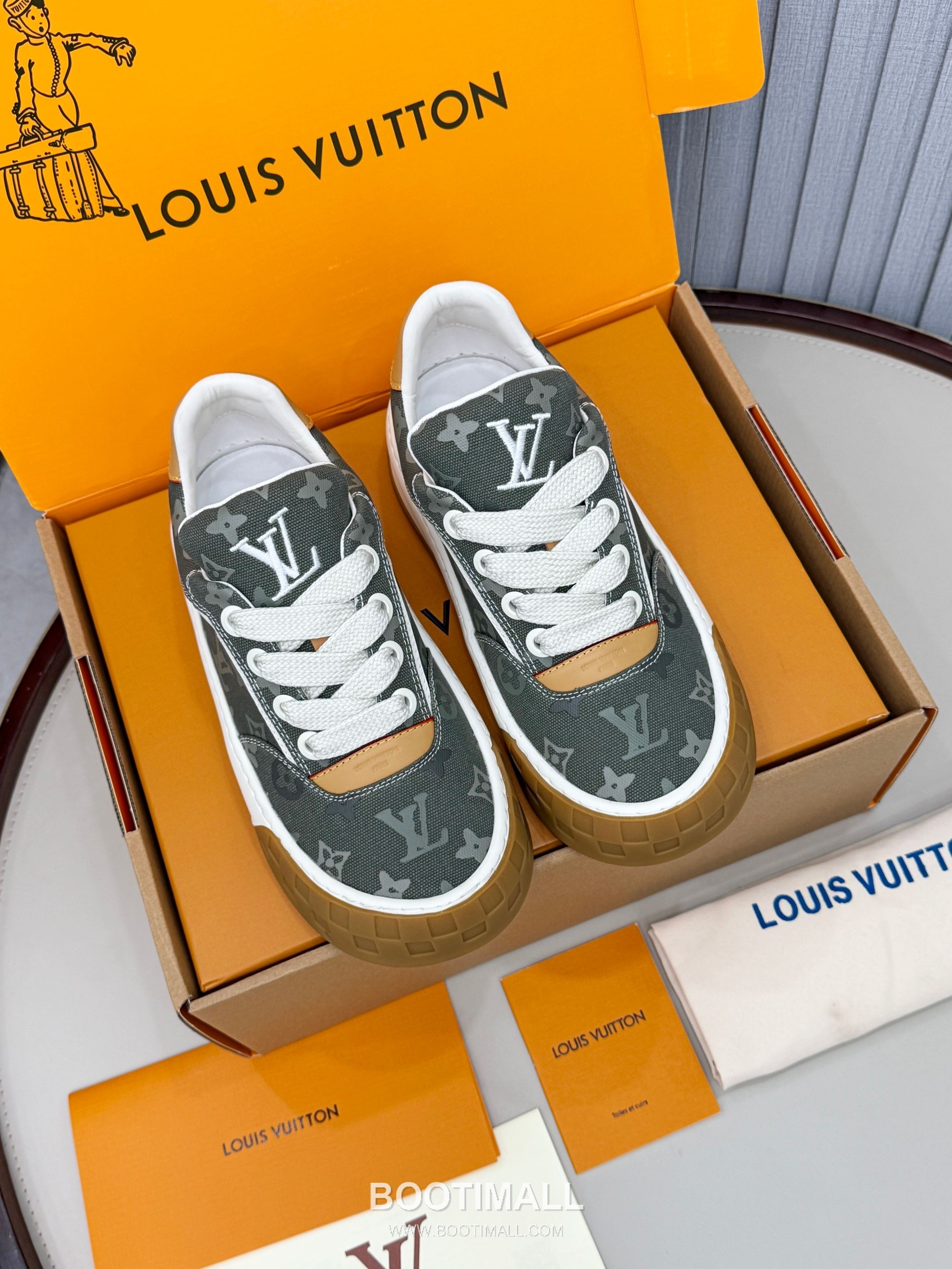 Louis Vuitton Padded Skate Low-Top Sneakers 루이비통 패디드 스케이트 로우탑 스니커즈 2