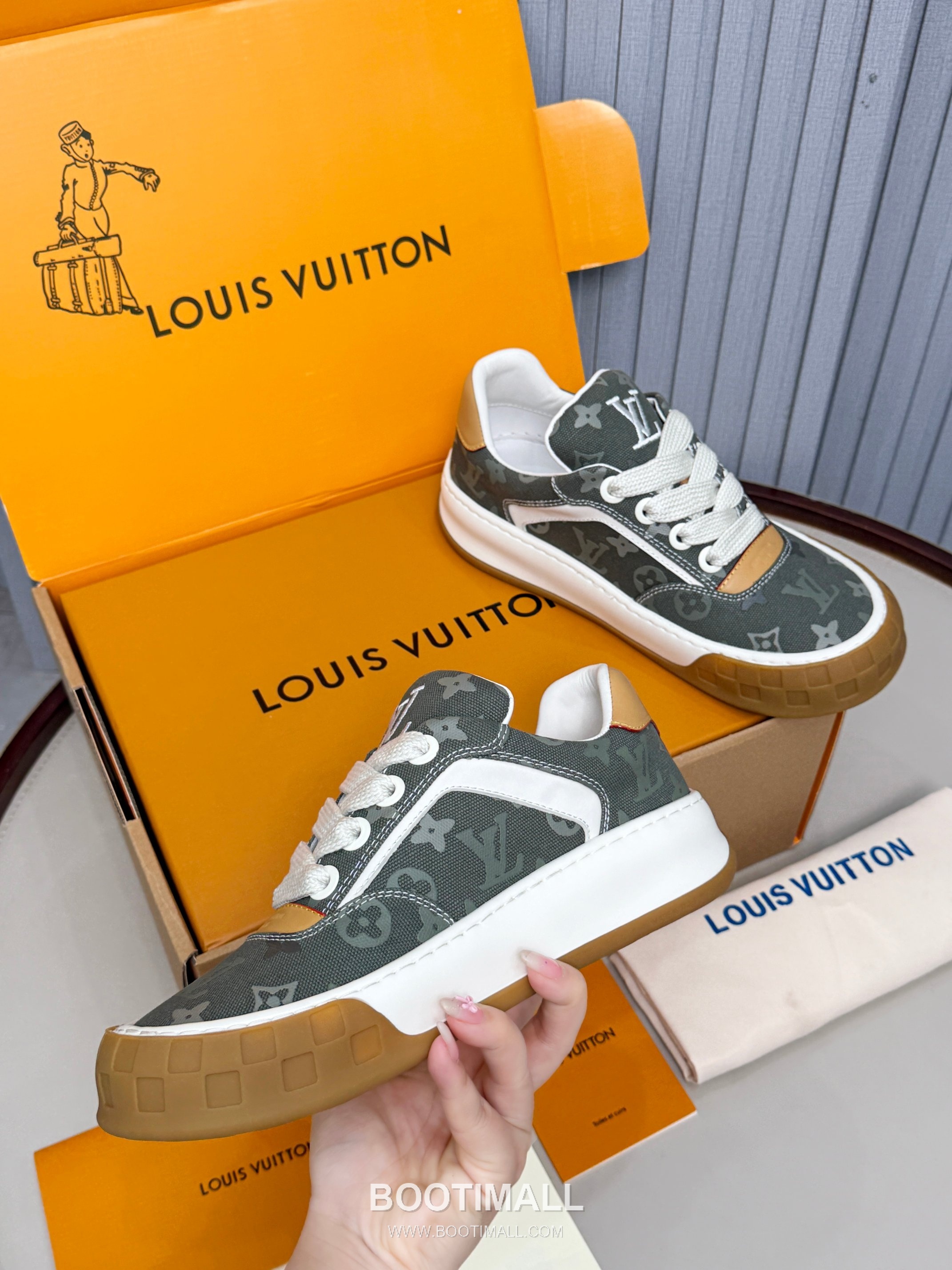 Louis Vuitton Padded Skate Low-Top Sneakers 루이비통 패디드 스케이트 로우탑 스니커즈 7