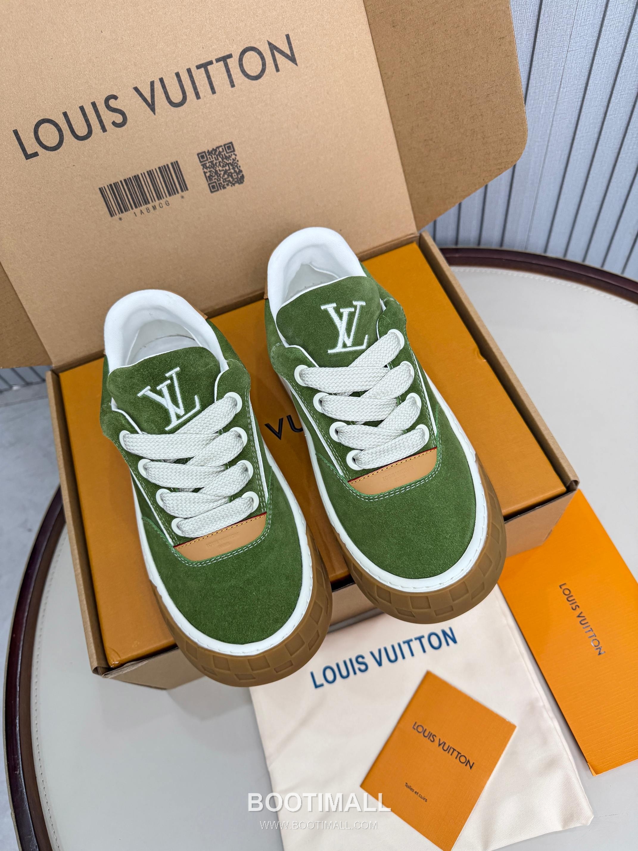 Louis Vuitton Padded Skate Low-Top Sneakers 루이비통 패디드 스케이트 로우탑 스니커즈 2