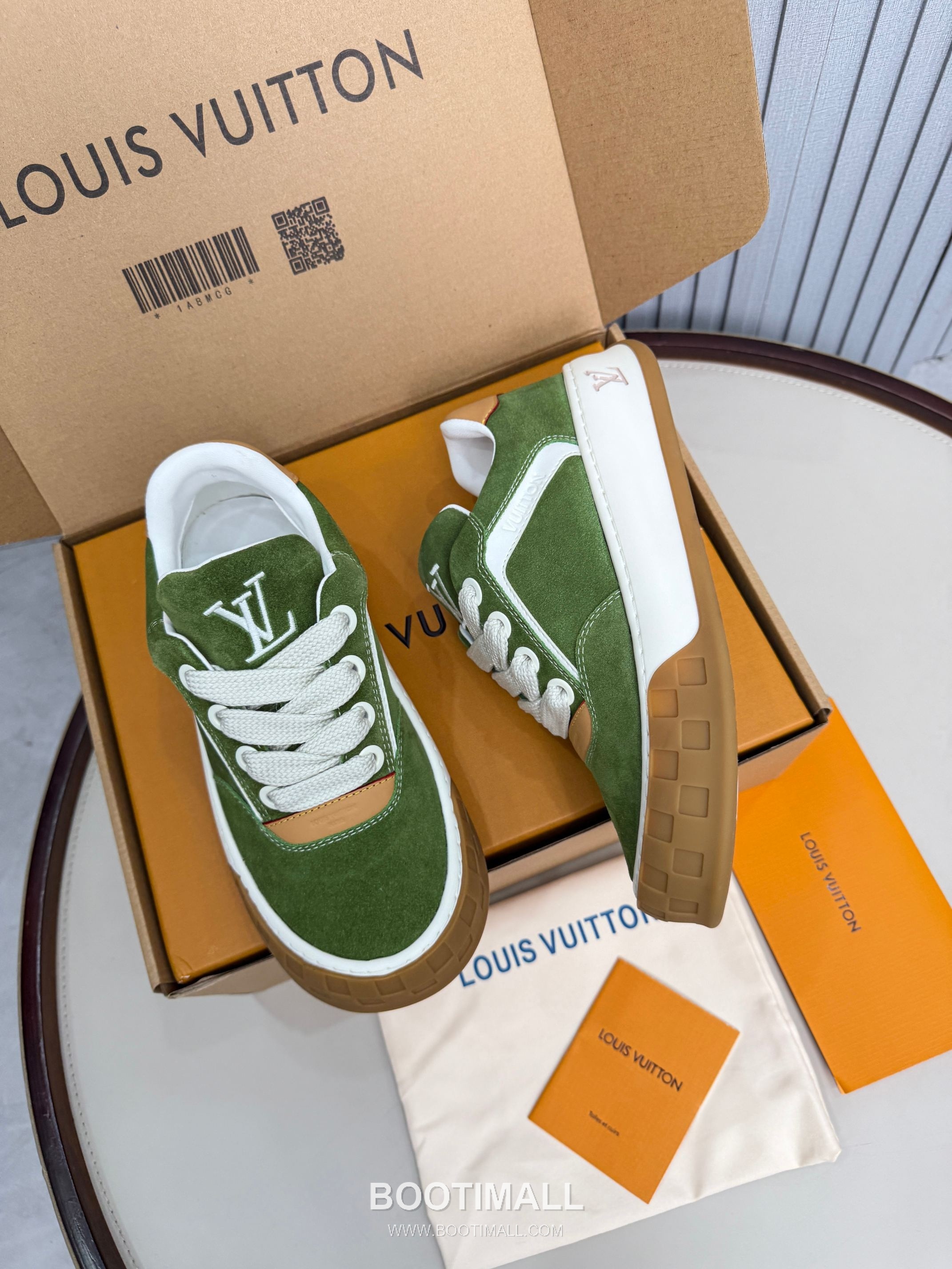 Louis Vuitton Padded Skate Low-Top Sneakers 루이비통 패디드 스케이트 로우탑 스니커즈 3