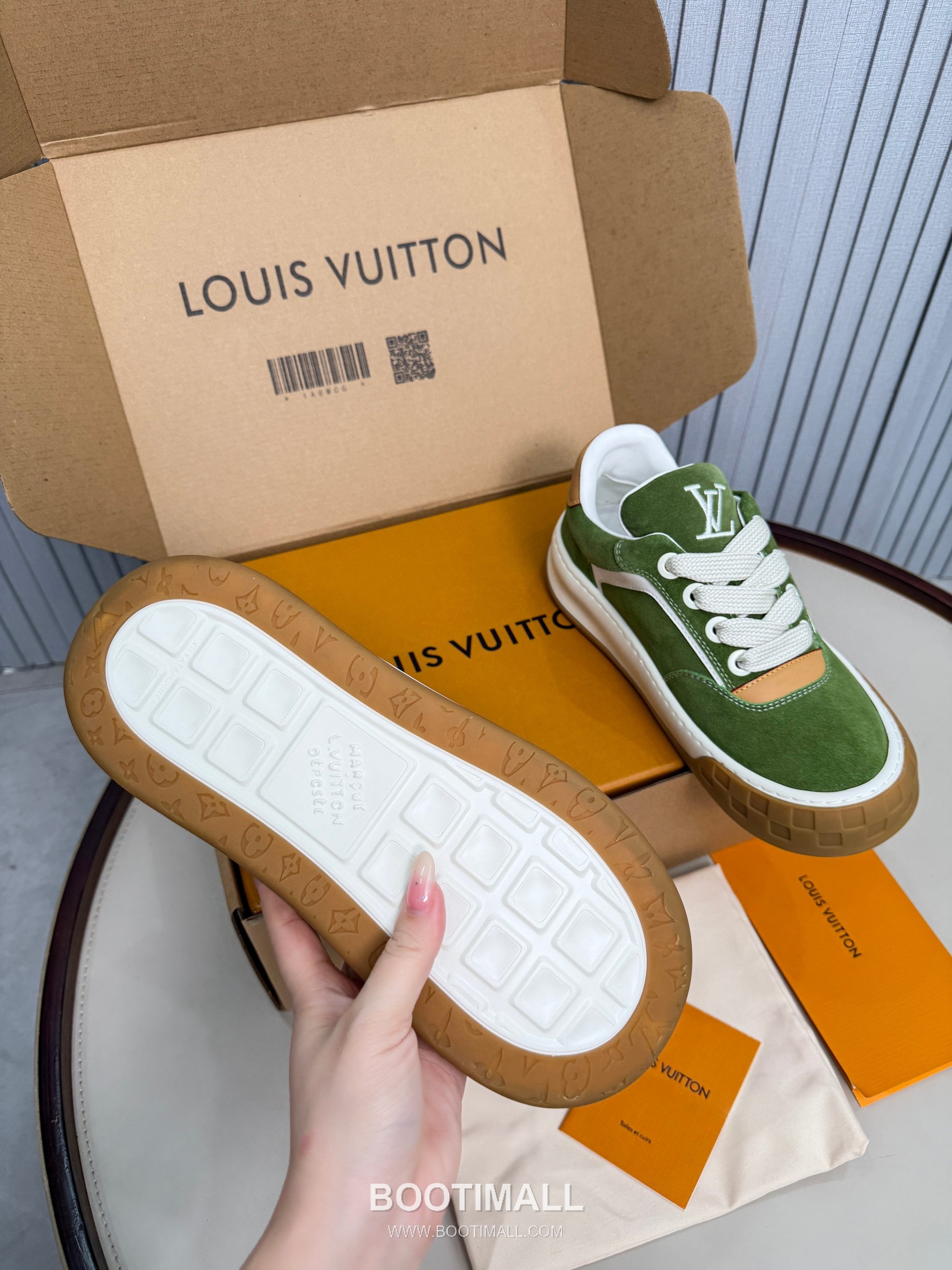 Louis Vuitton Padded Skate Low-Top Sneakers 루이비통 패디드 스케이트 로우탑 스니커즈 8