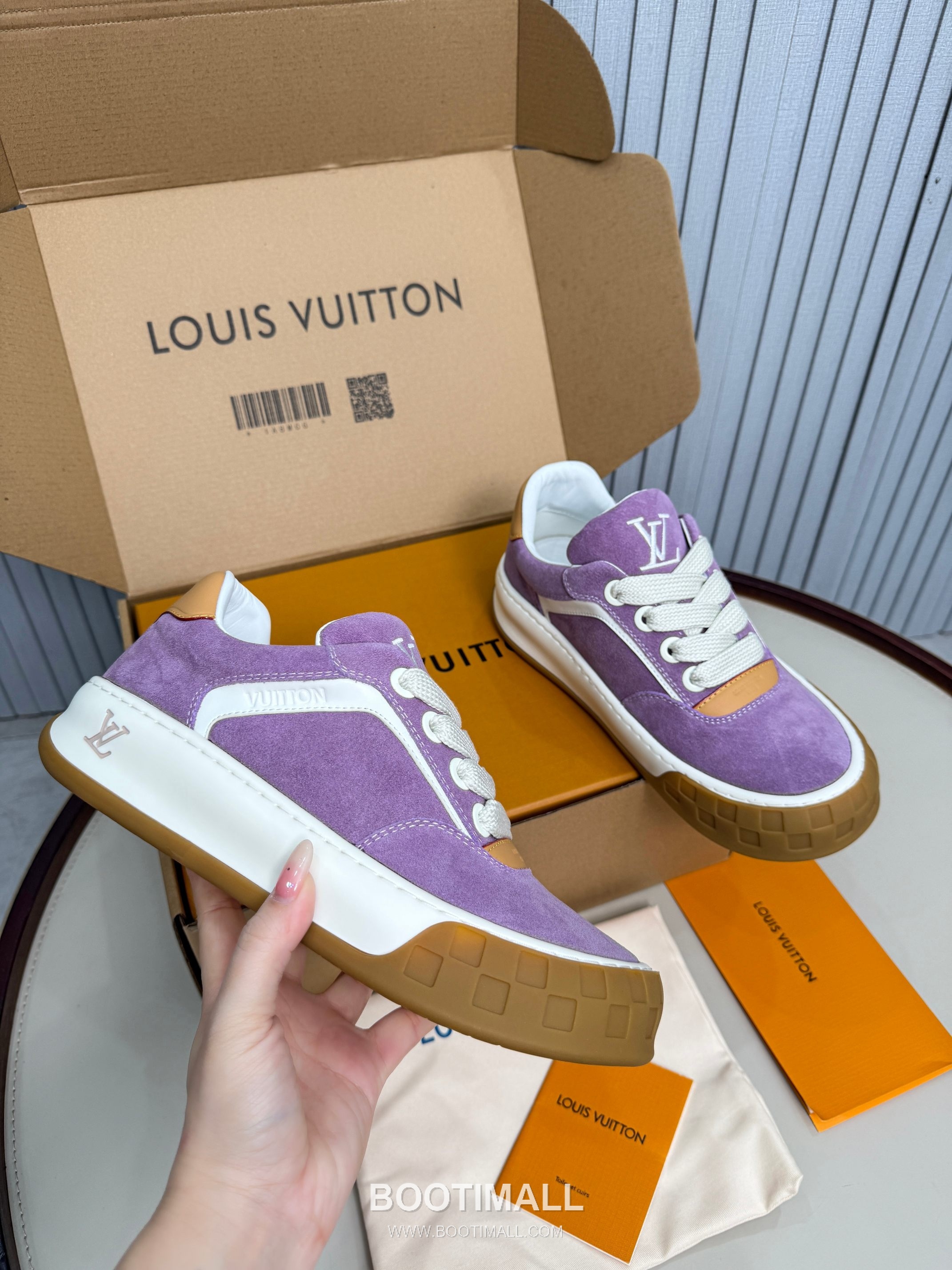 Louis Vuitton Padded Skate Low-Top Sneakers 루이비통 패디드 스케이트 로우탑 스니커즈 1