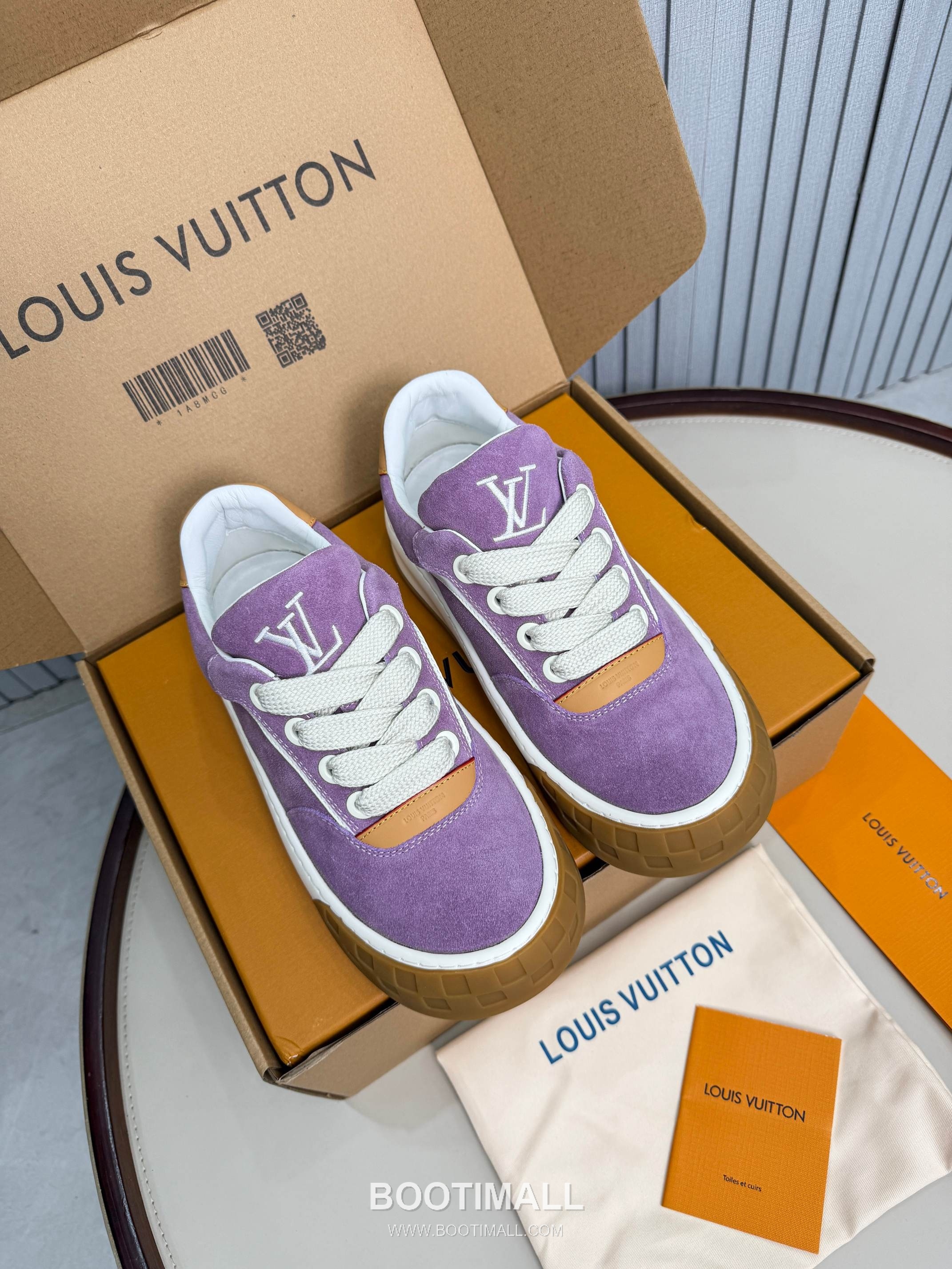 Louis Vuitton Padded Skate Low-Top Sneakers 루이비통 패디드 스케이트 로우탑 스니커즈 2