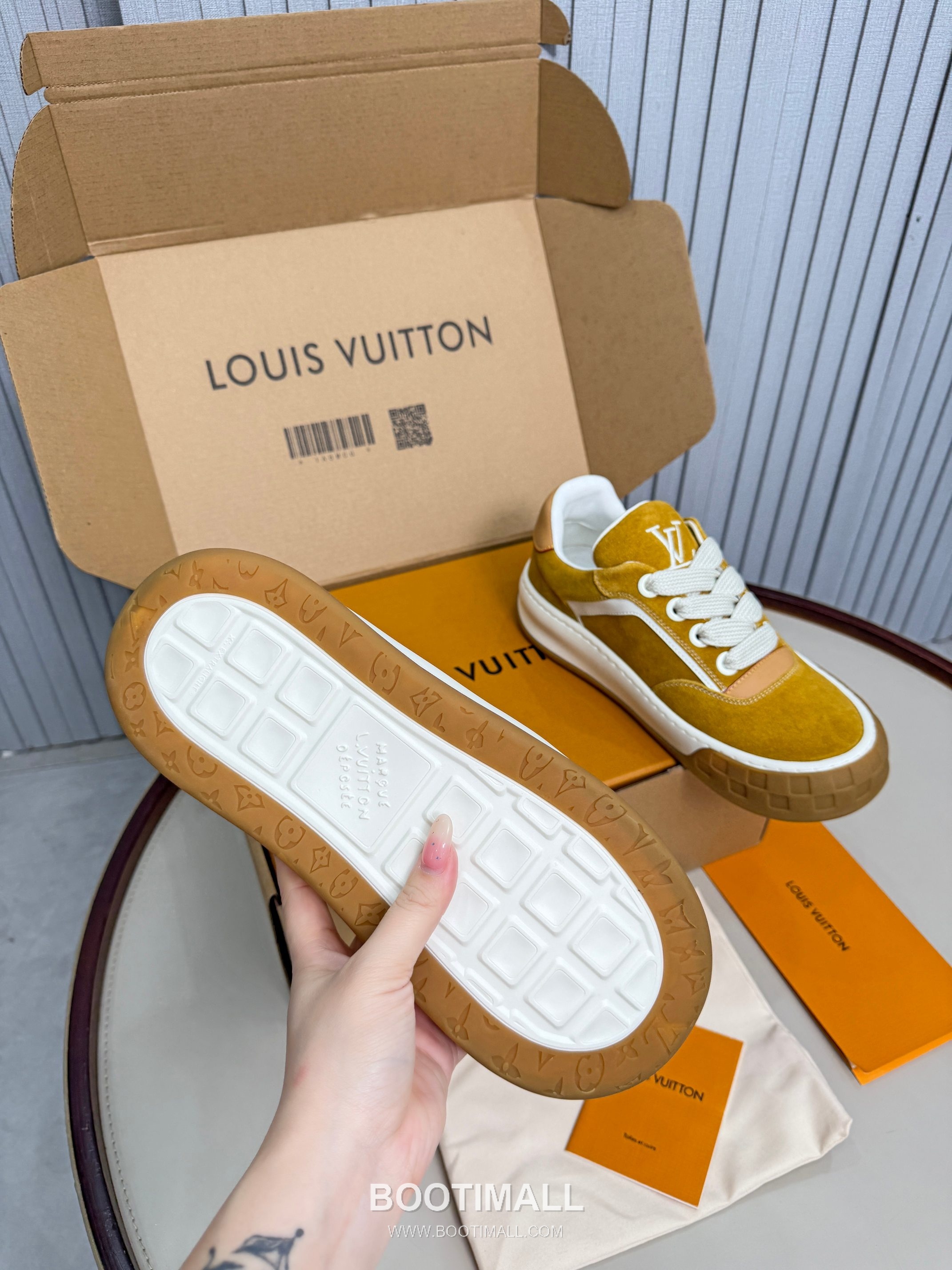 Louis Vuitton Padded Skate Low-Top Sneakers 루이비통 패디드 스케이트 로우탑 스니커즈 4