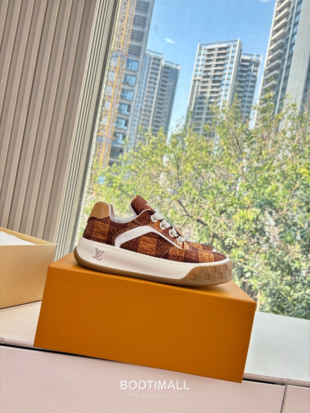 Louis Vuitton Tilted Damier Platform Trainer Cowhide Brown 루이비통 틸티드 다미에 플랫폼 트레이너 소가죽 브라운 스니커즈 5