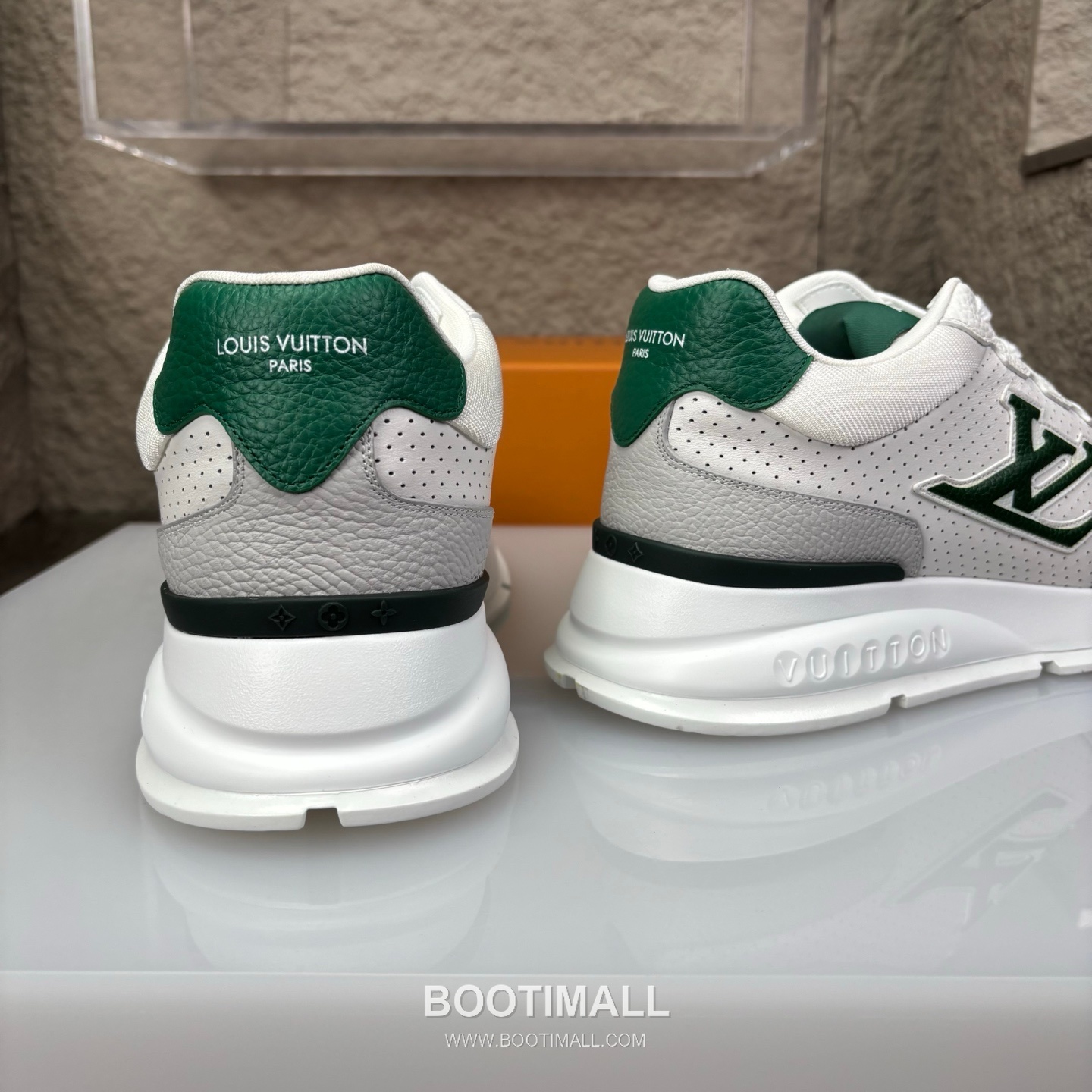 Louis Vuitton Classic LV Letter Platform Smooth Cowhide Black Sneakers 루이비통 클래식 LV 레터링 플랫폼 스무스 소가죽 블랙 스니커즈 8