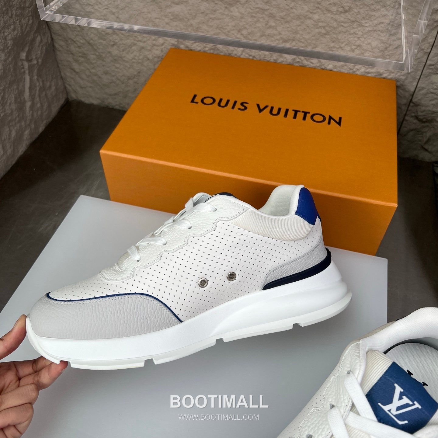 Louis Vuitton Classic LV Letter Platform Smooth Cowhide Black Sneakers 루이비통 클래식 LV 레터링 플랫폼 스무스 소가죽 블랙 스니커즈 5