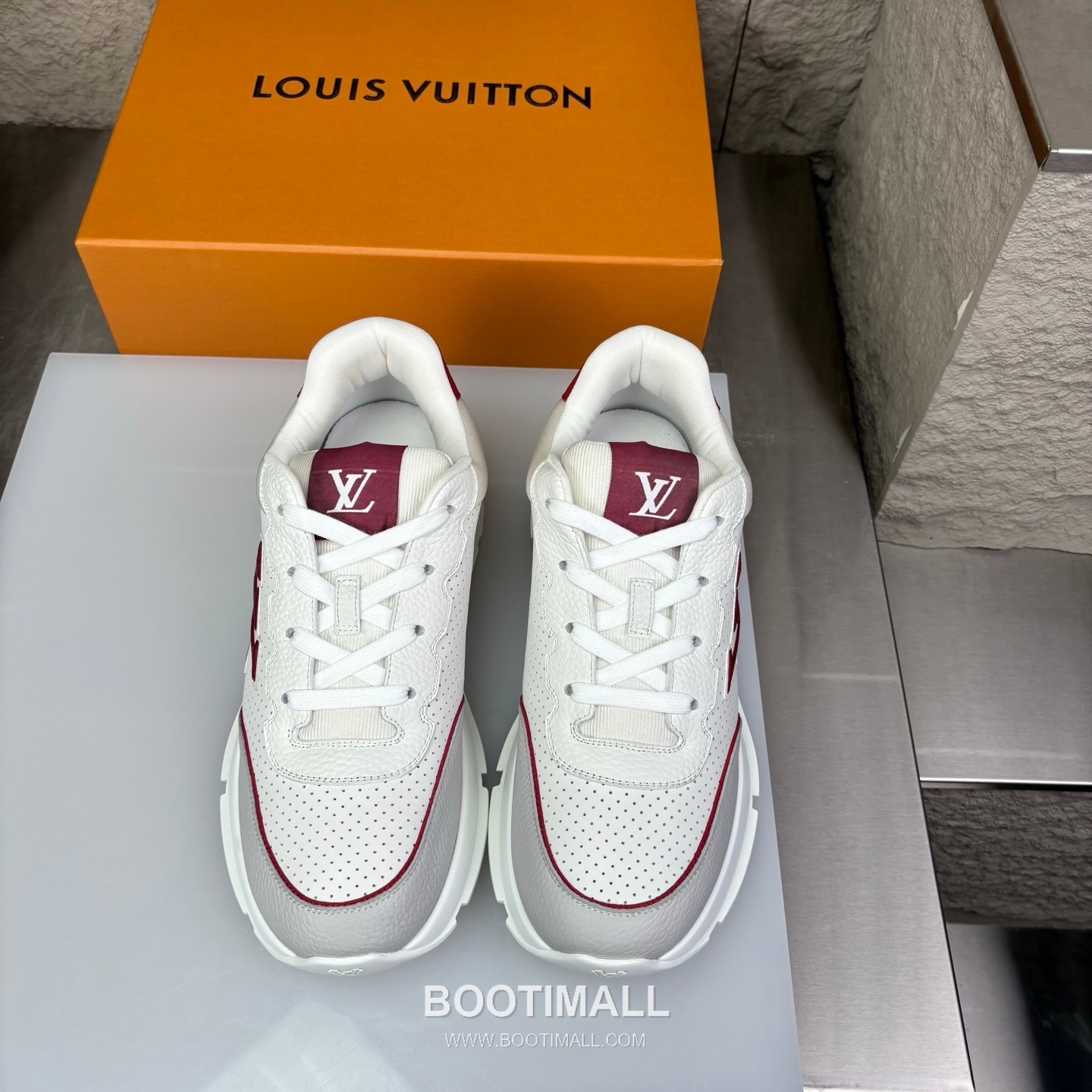 Louis Vuitton Classic LV Letter Platform Smooth Cowhide Black Sneakers 루이비통 클래식 LV 레터링 플랫폼 스무스 소가죽 블랙 스니커즈 3